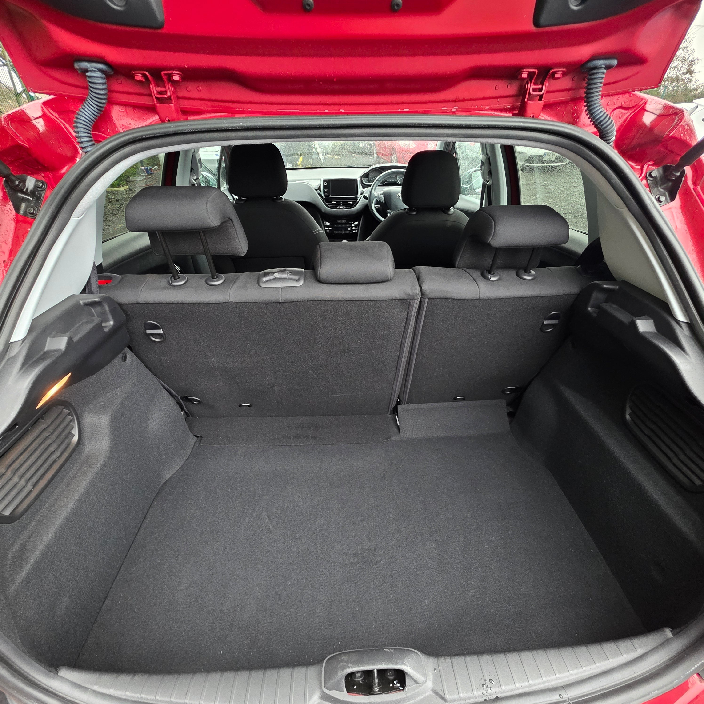 Peugeot 208 Automatic 2017