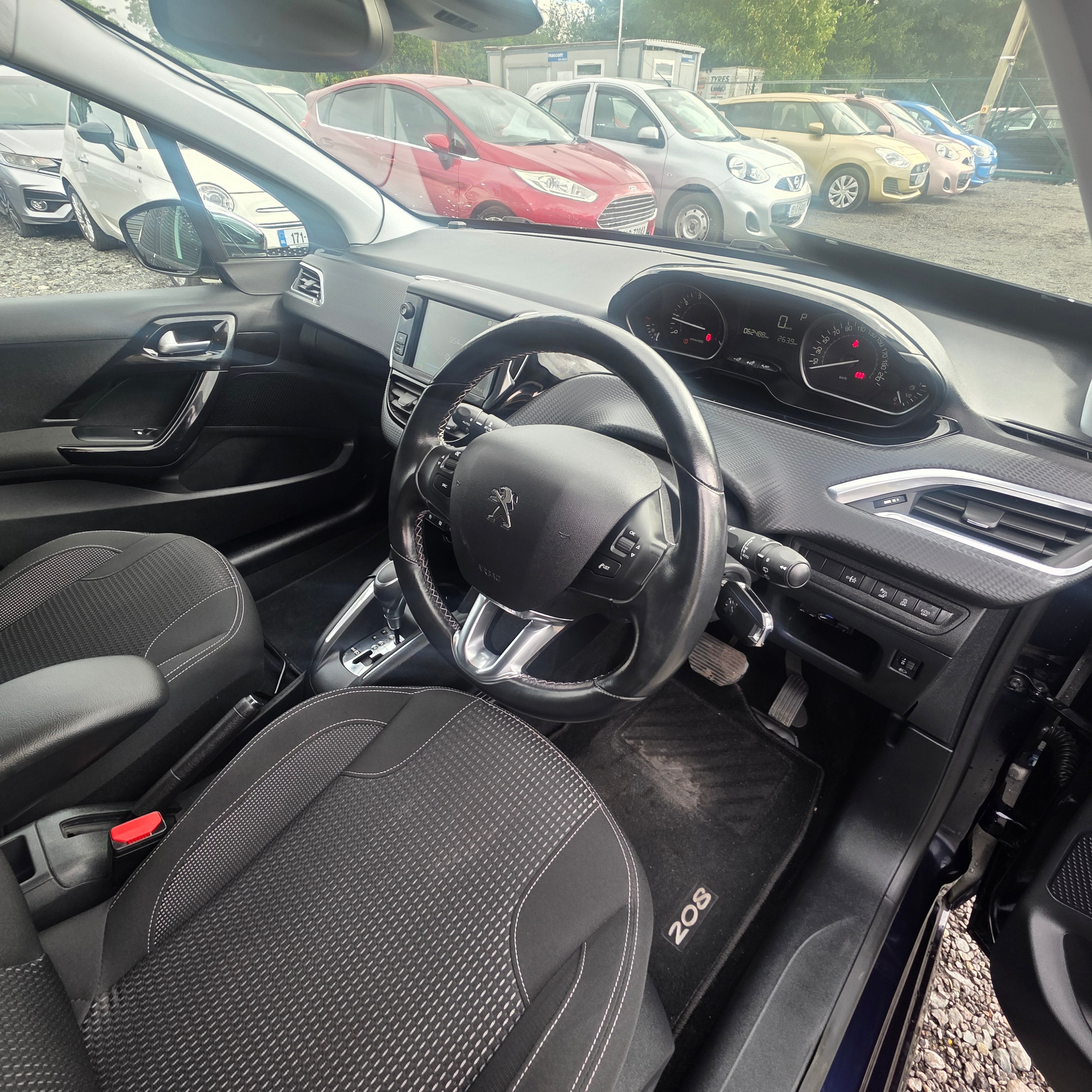 Peugeot 208 Automatic 2016 Low Miles