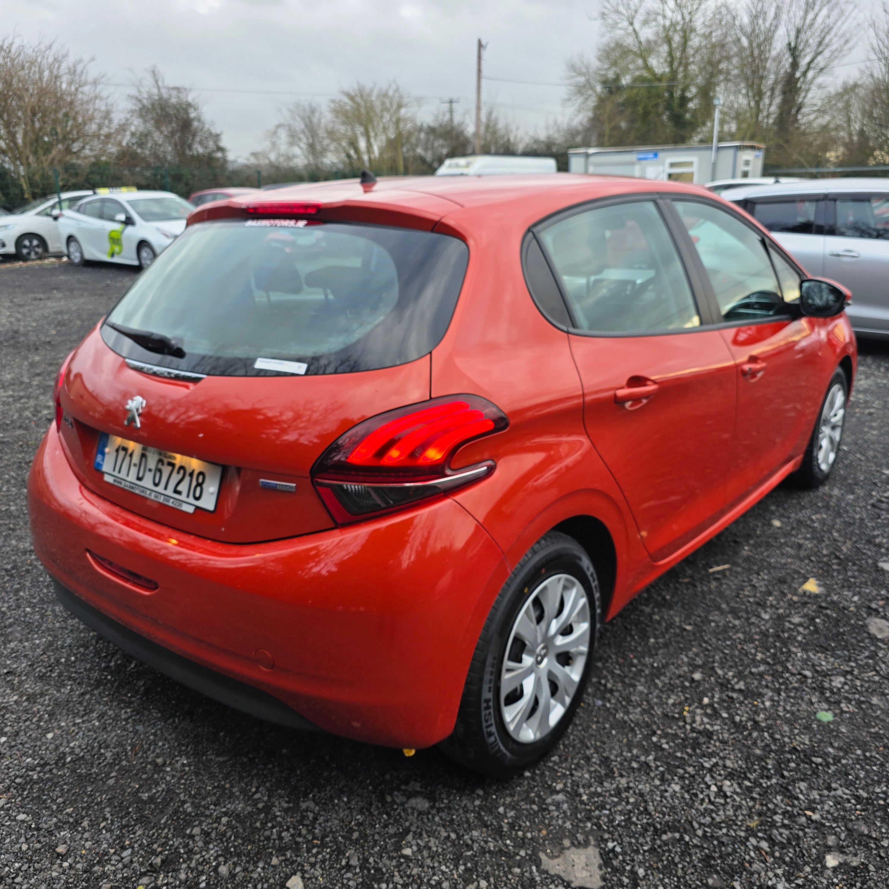 Peugeot 208 Automatic 2017 Low Miles