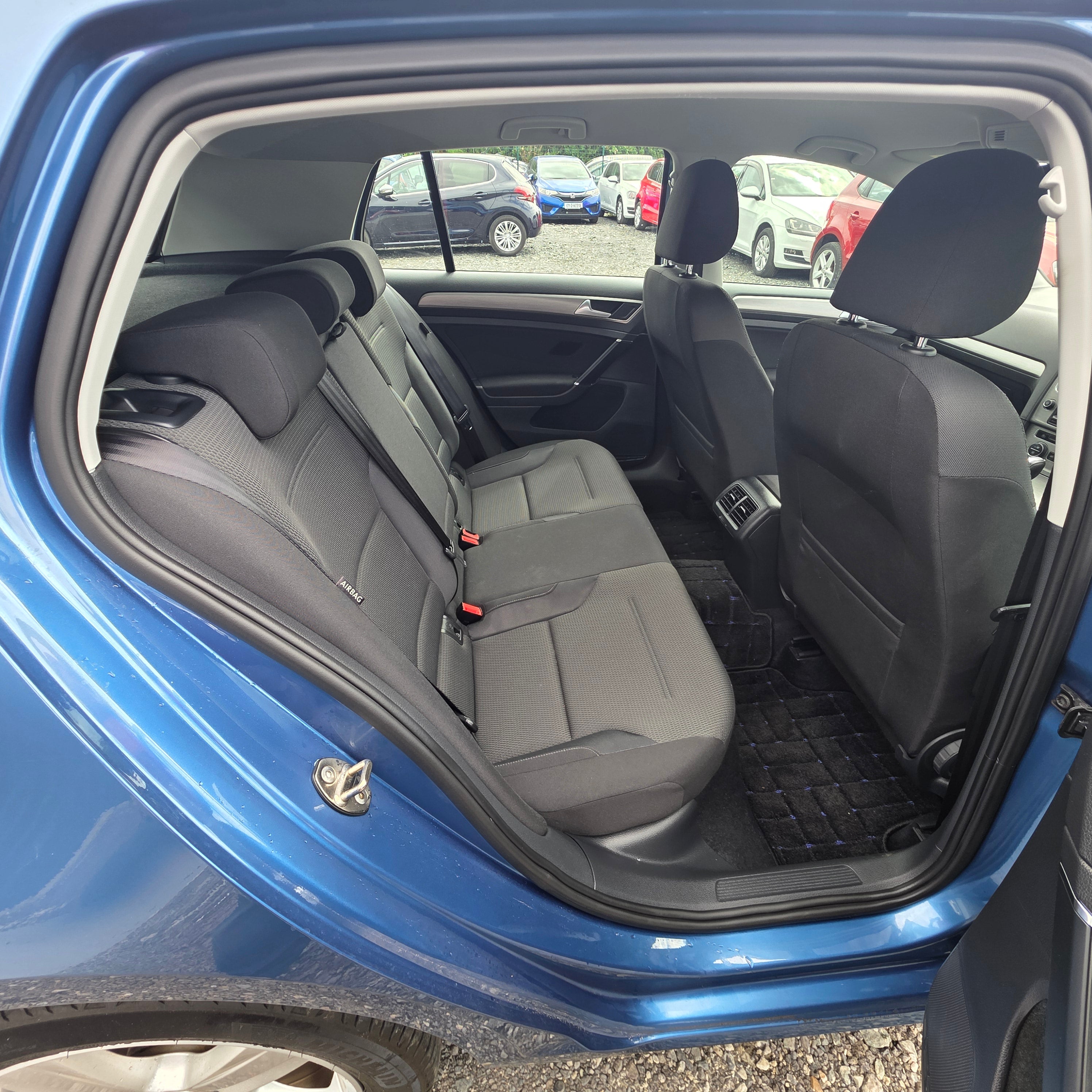 Volkswagen Golf Automatic 2015 Bluemotion