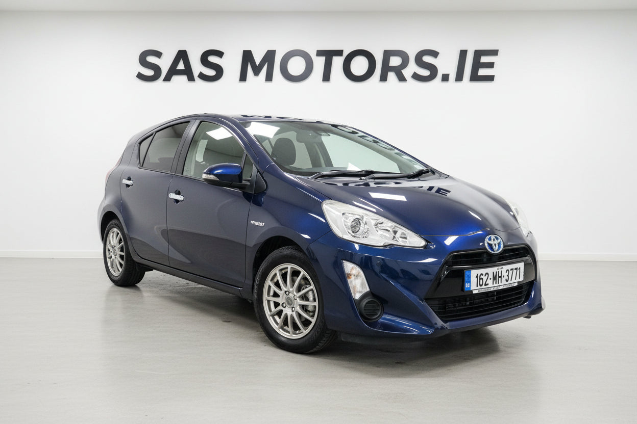 Toyota Aqua 2016 Automatic Low Miles