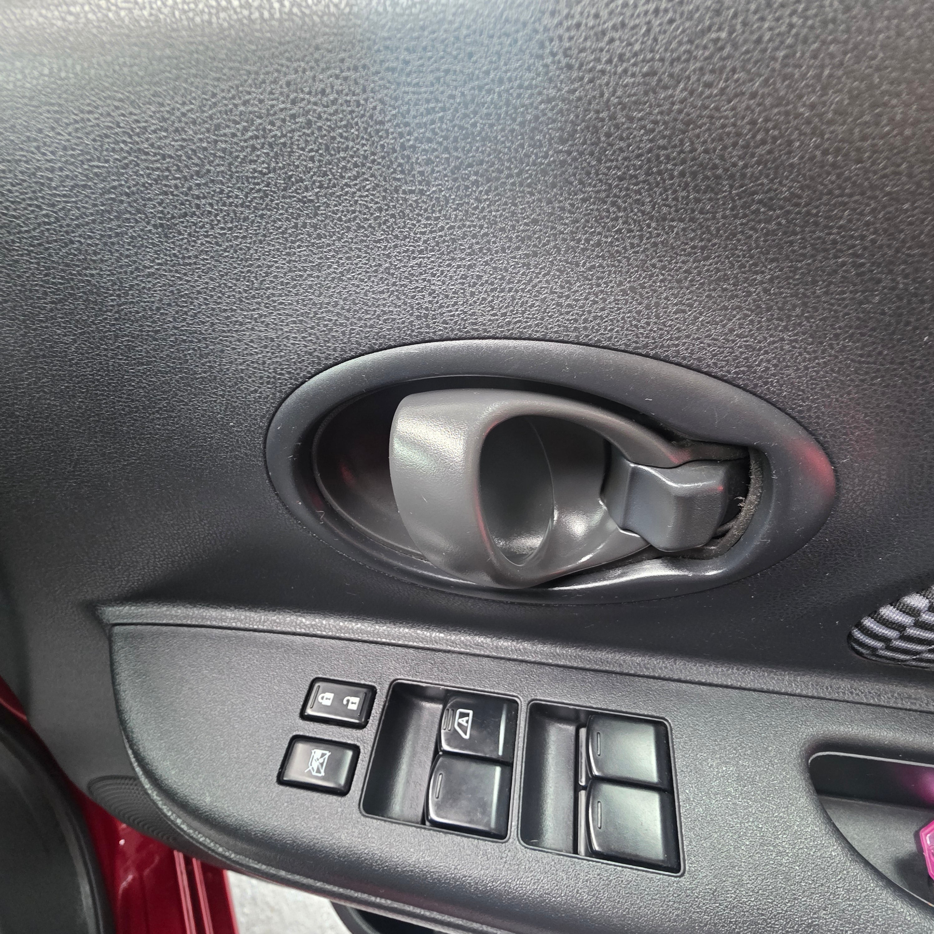 Nissan March Automatic 2014