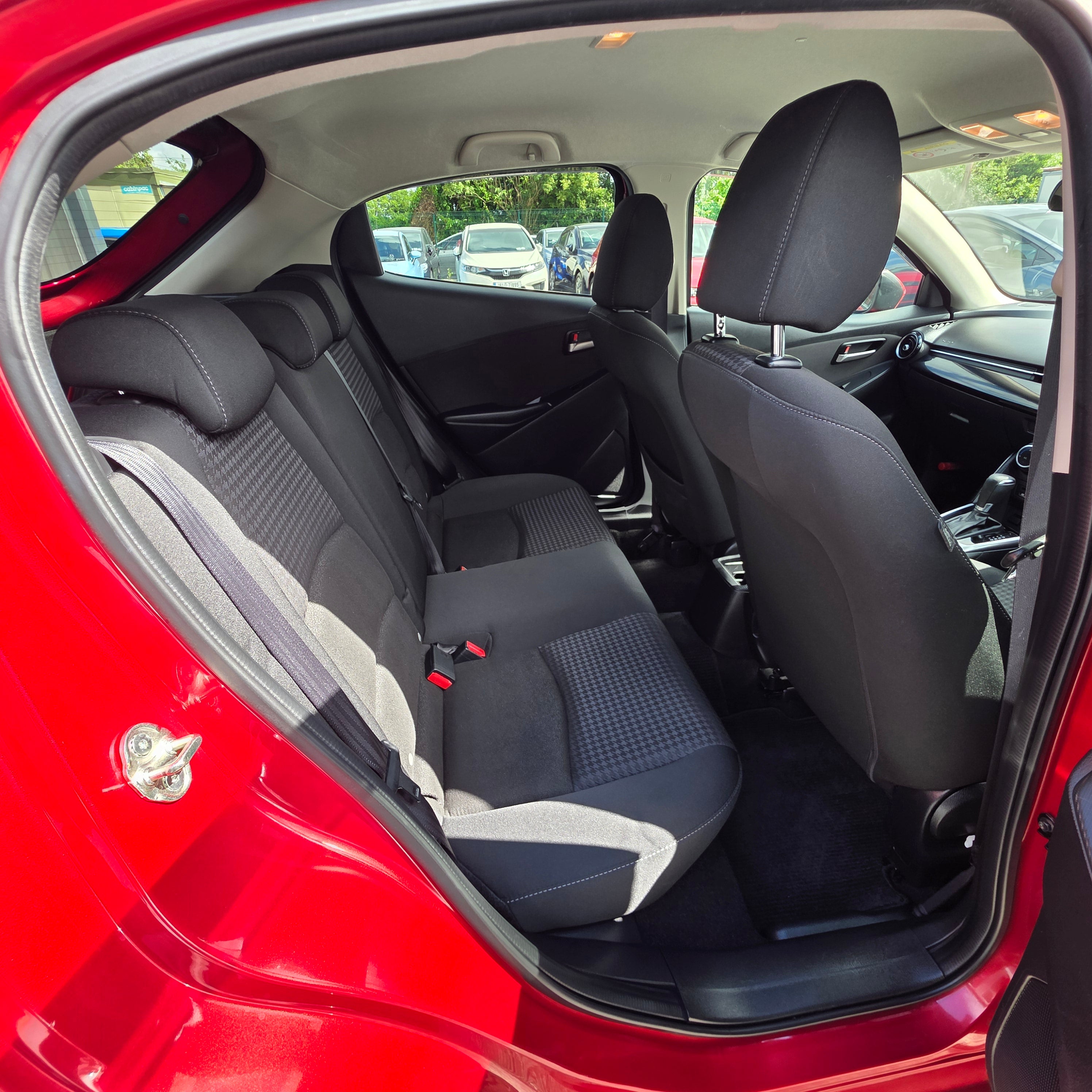 Mazda Demio Automatic 2016