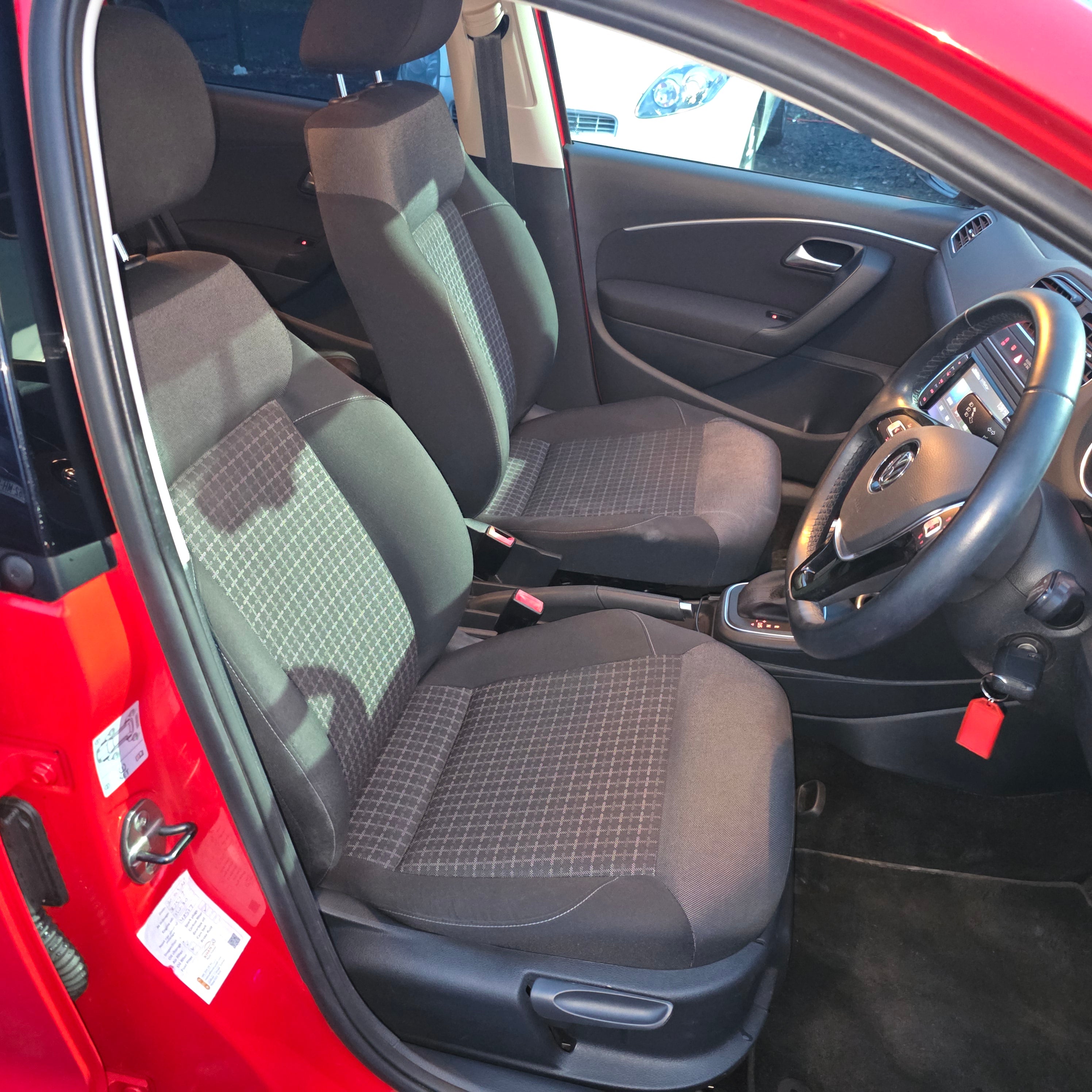 Volkswagen Polo Automatic 2016