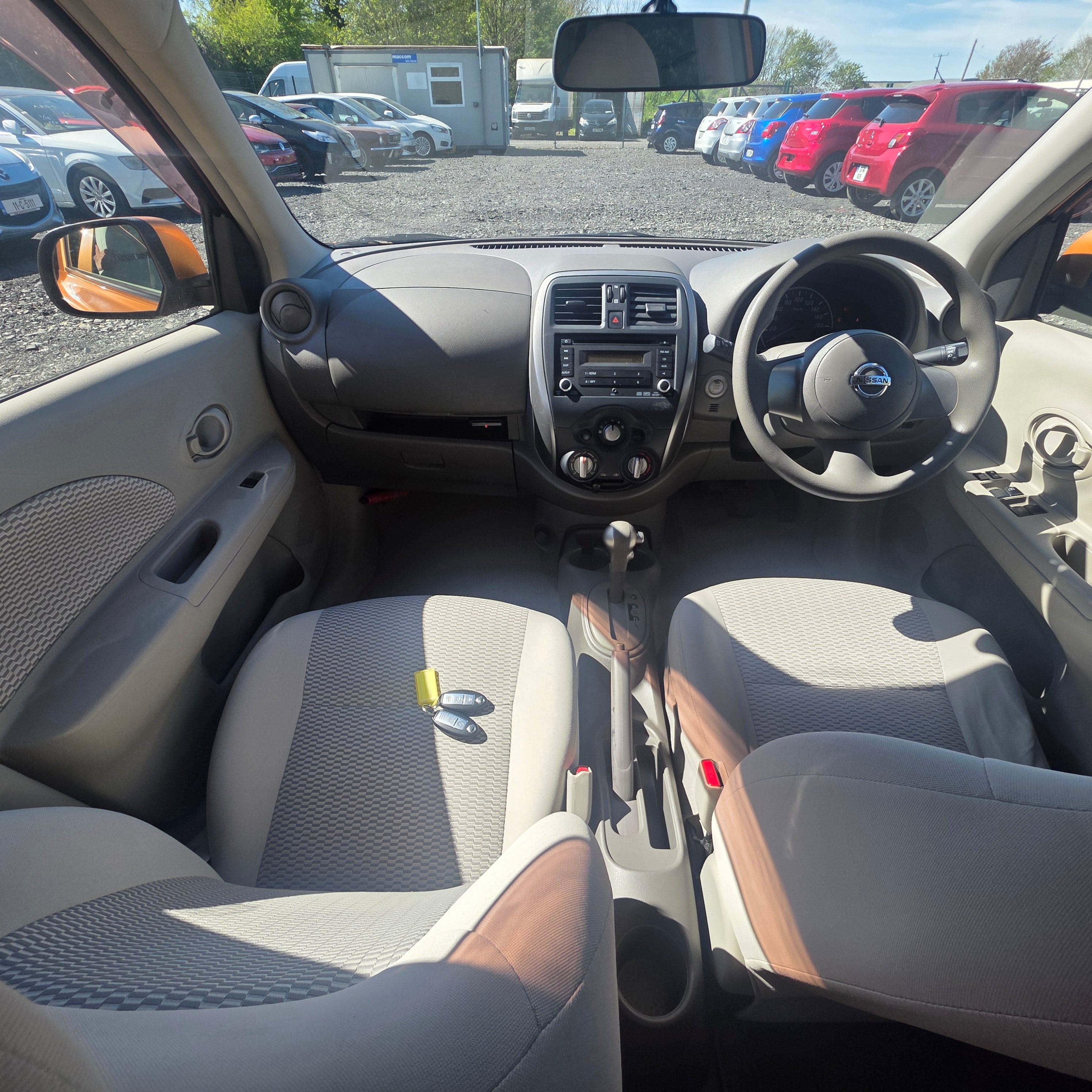 Nissan March Automatic 2014