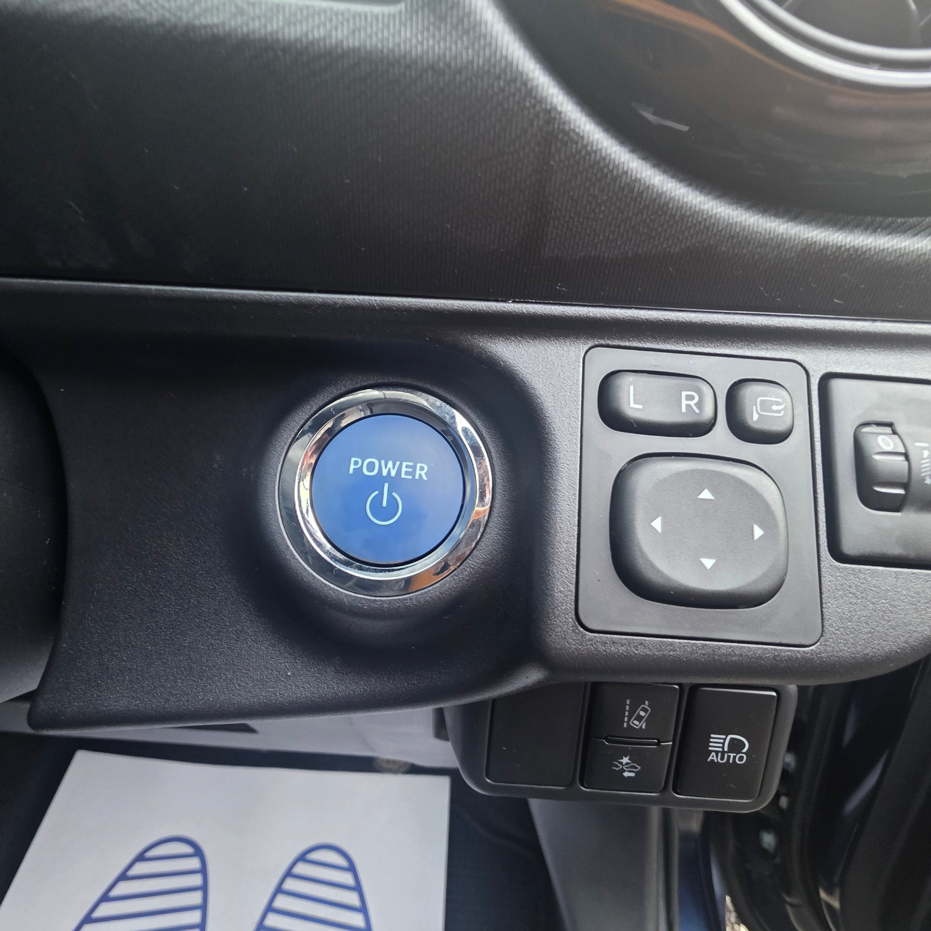 Toyota Aqua 2016 Automatic Low Miles