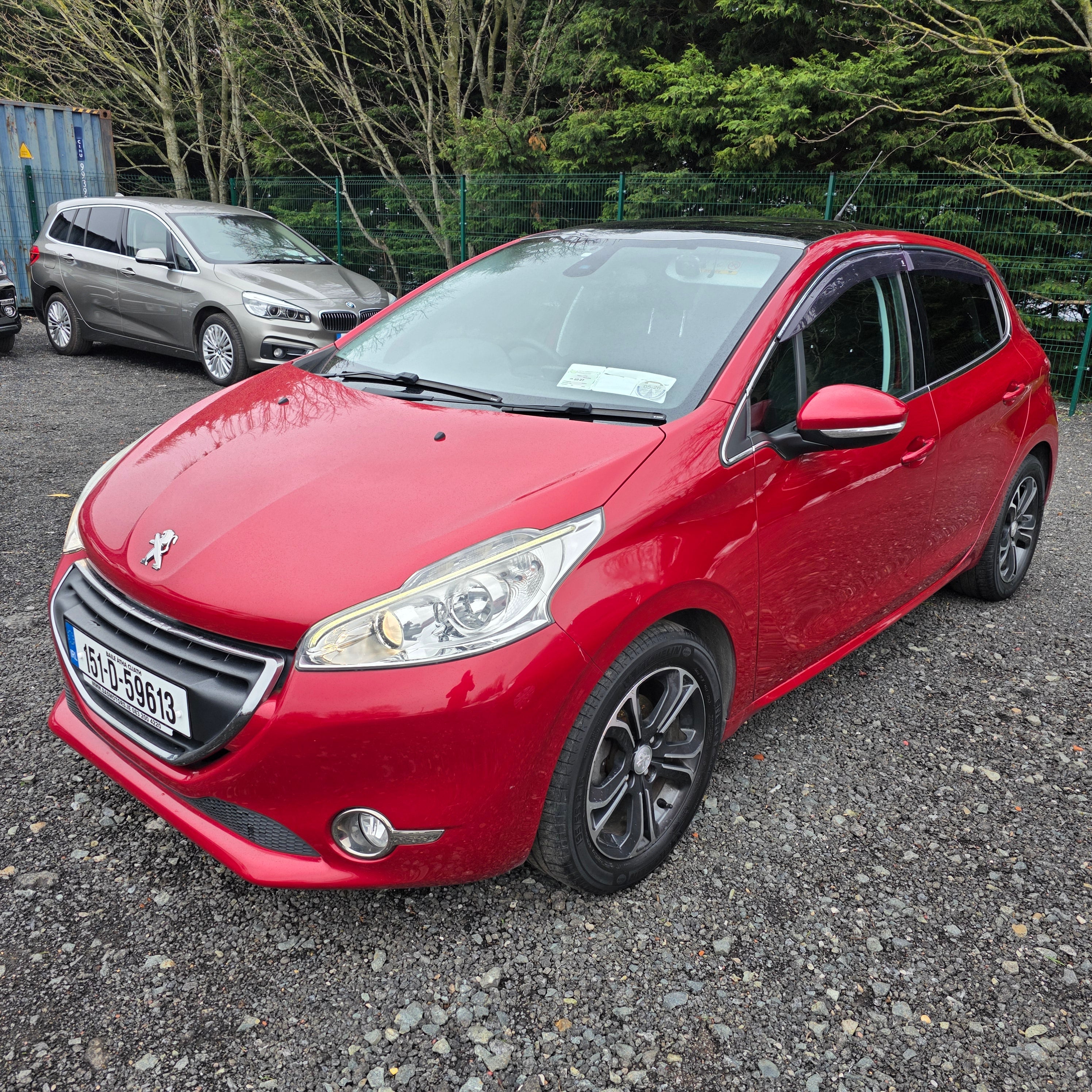 Peugeot 208 Automatic 2015 Low Miles