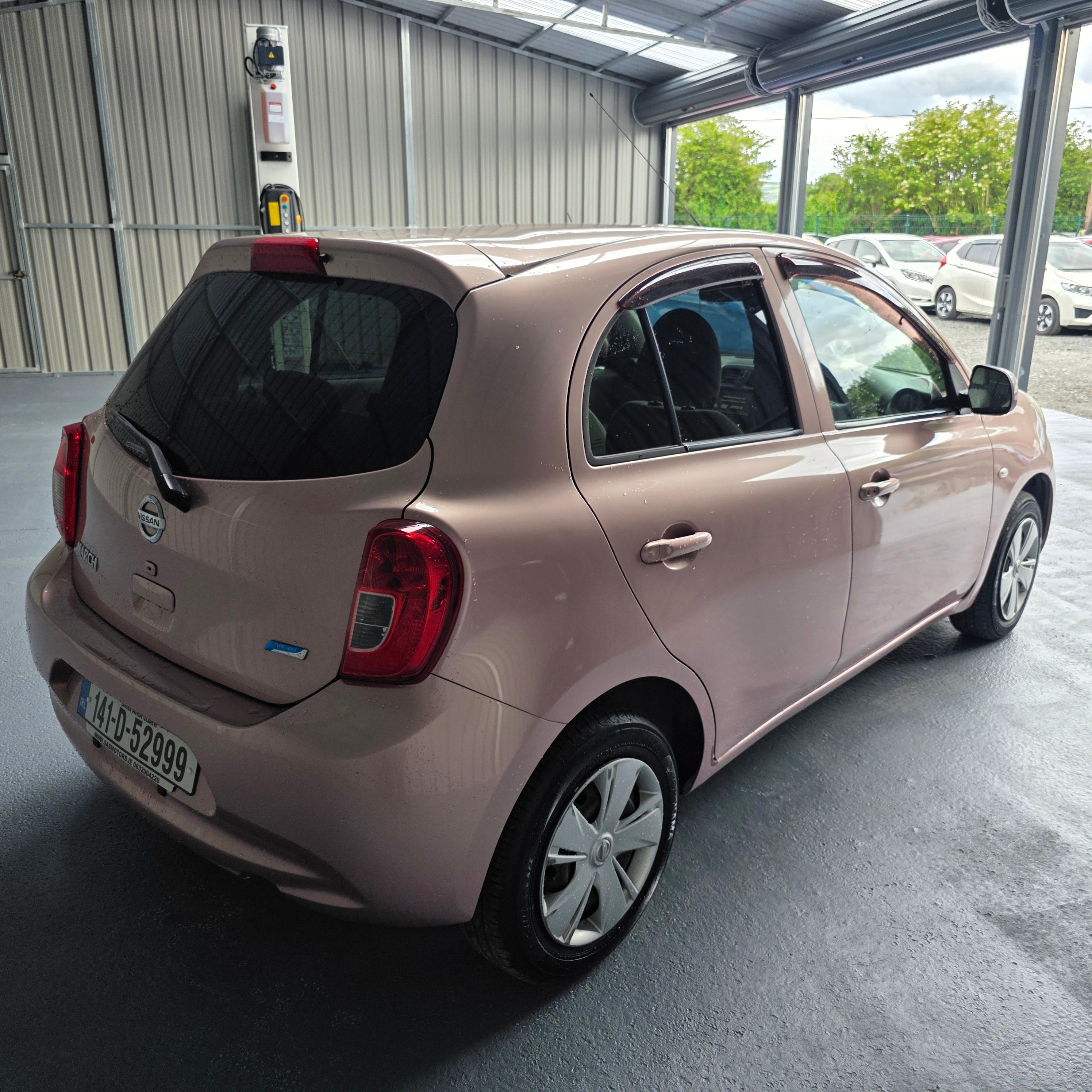 Nissan March Automatic 2014