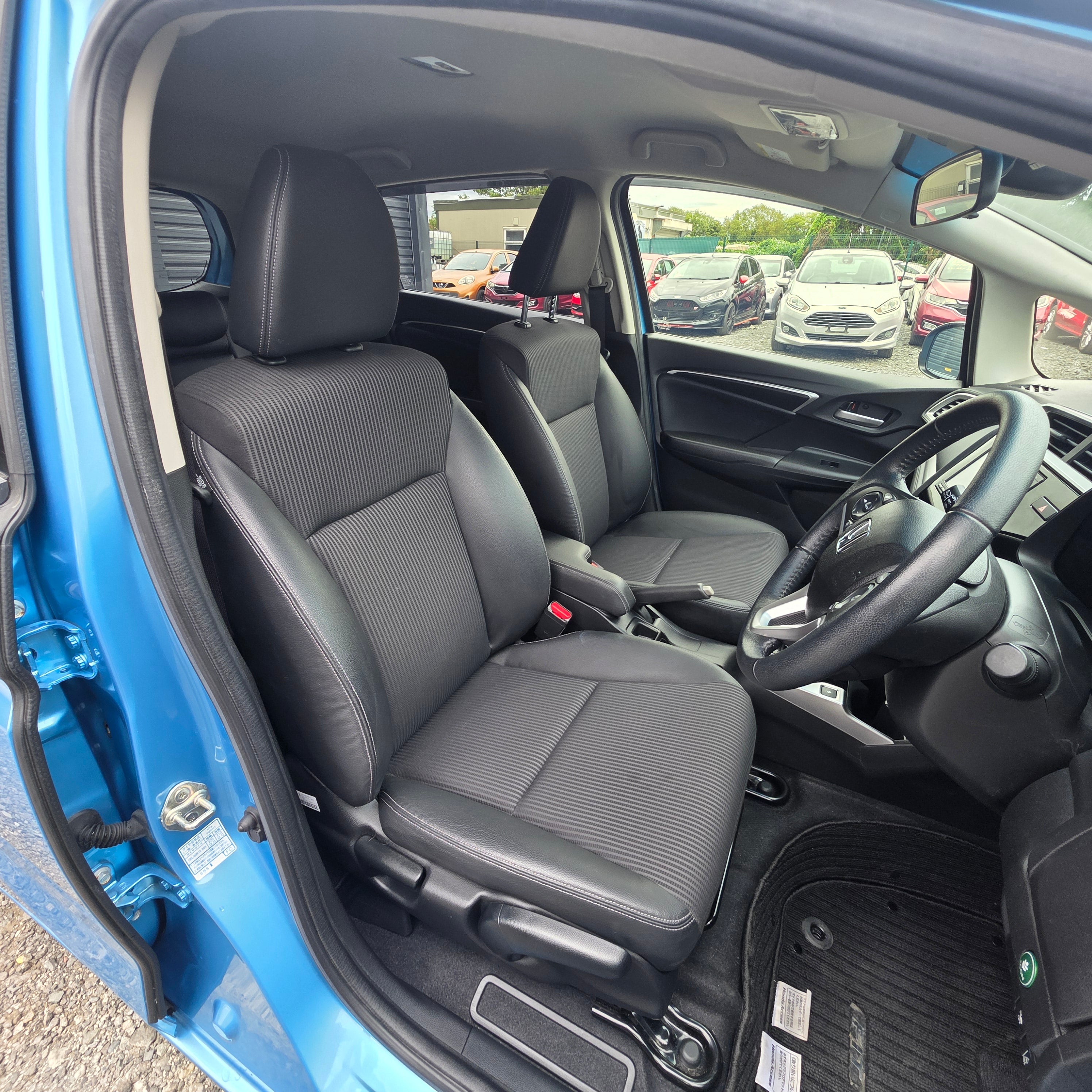 Honda Fit Hybrid Automatic 2017 Low Miles Leather