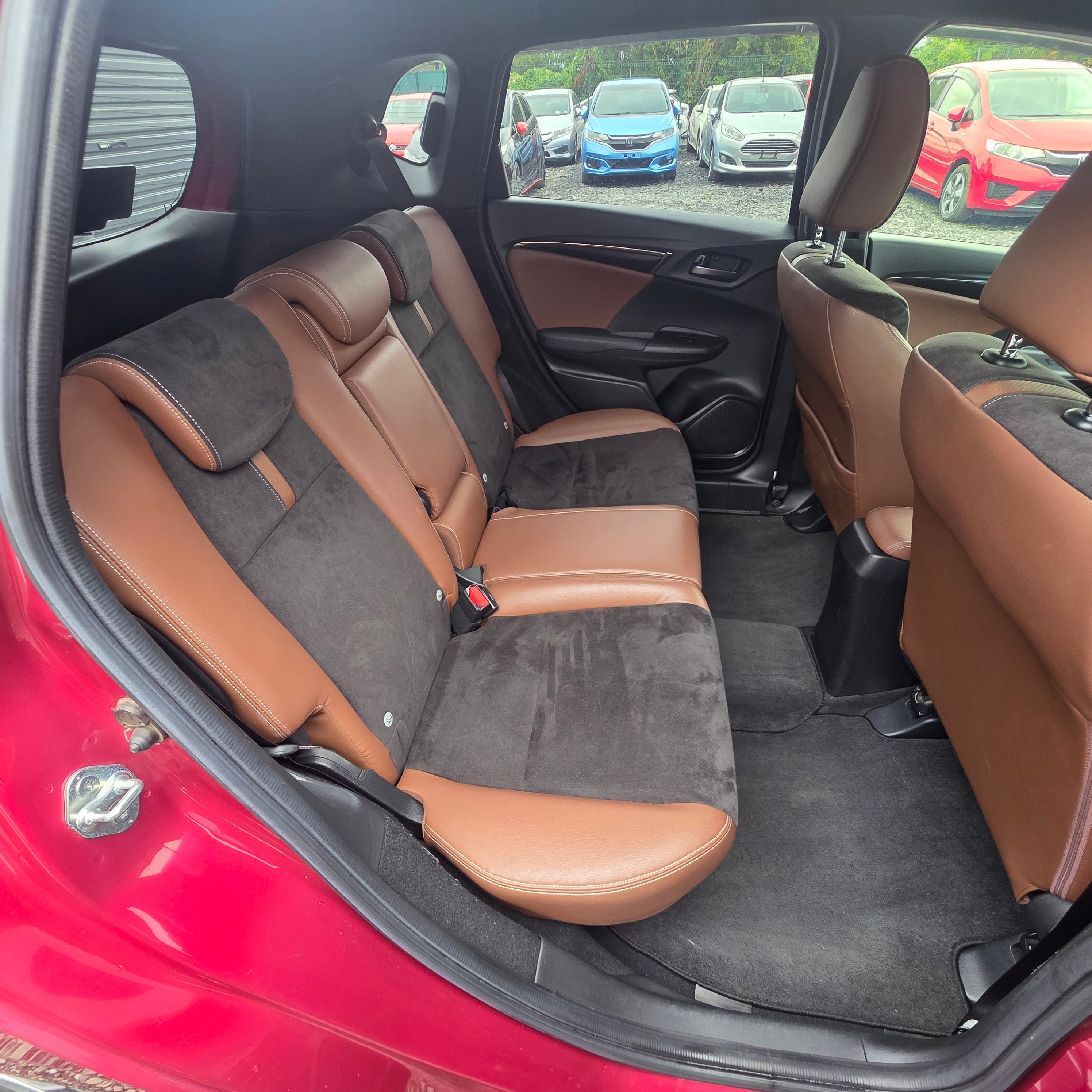 Honda Fit Hybrid Automatic 2018 Full Leather