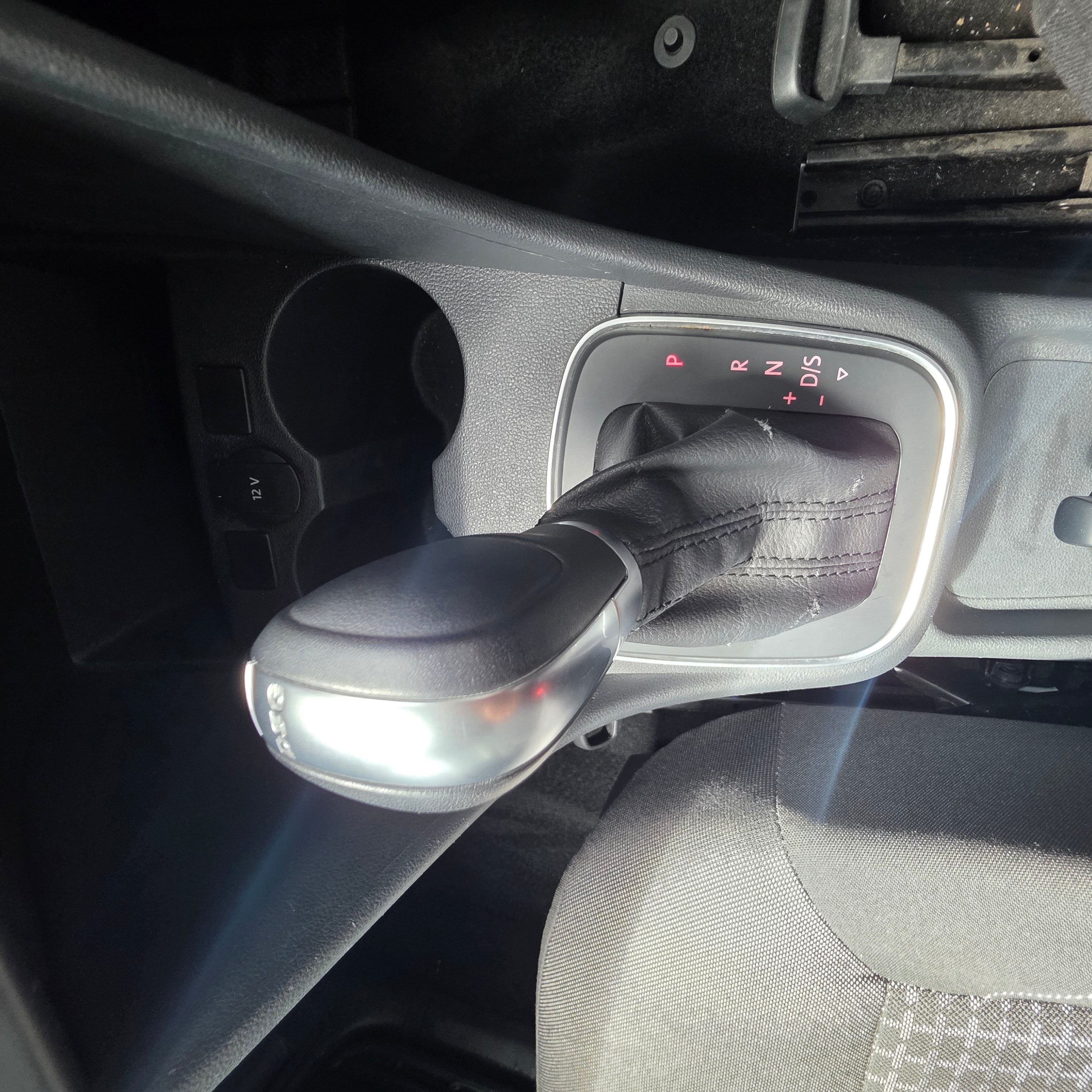Volkswagen Polo Automatic 2014