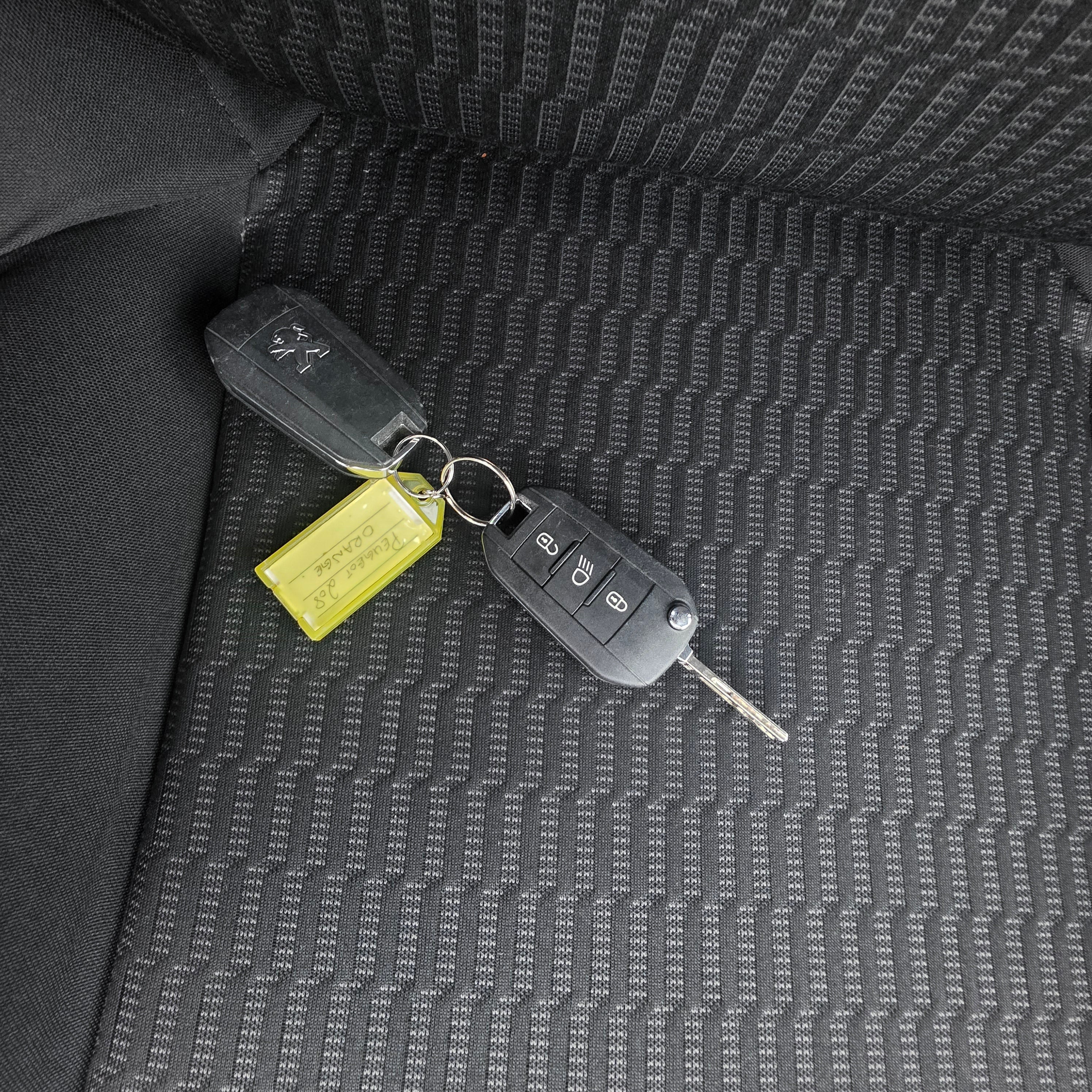 Peugeot 208 Automatic 2017 Low Miles