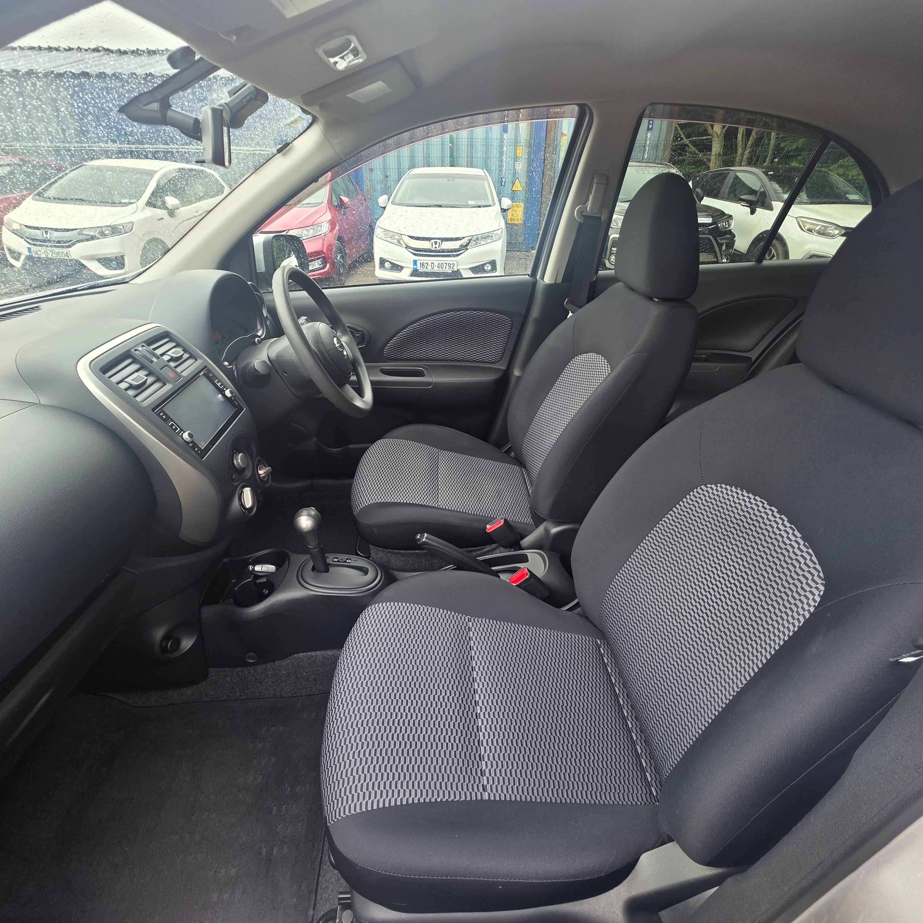 Nissan March Automatic 2015