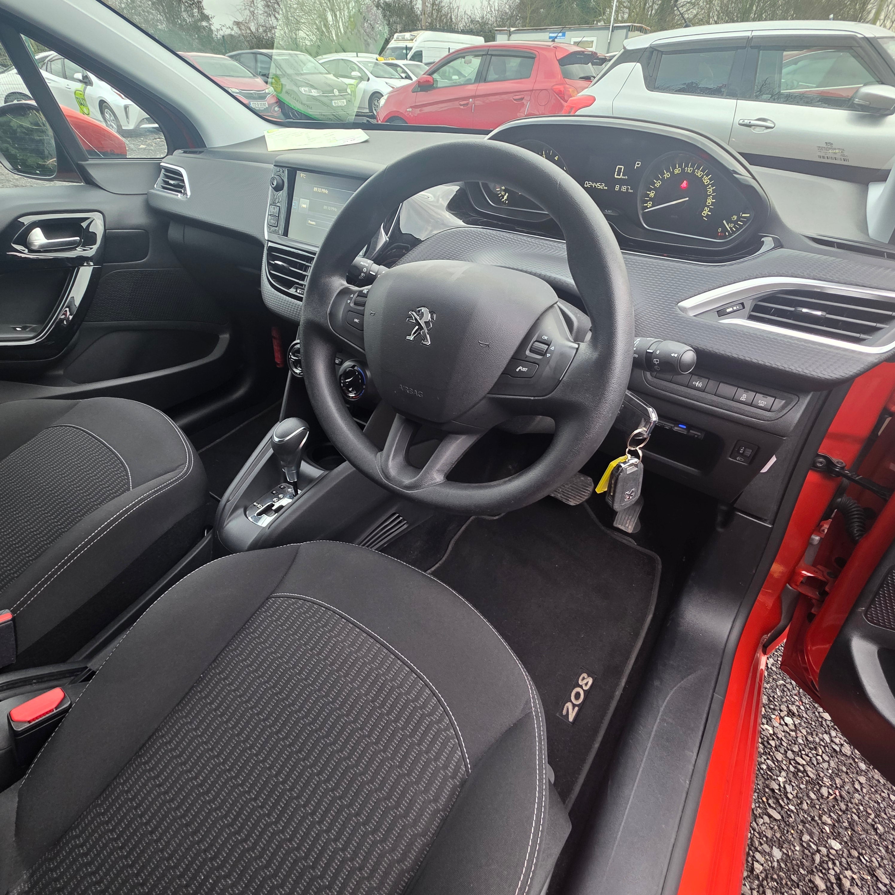 Peugeot 208 Automatic 2017 Low Miles