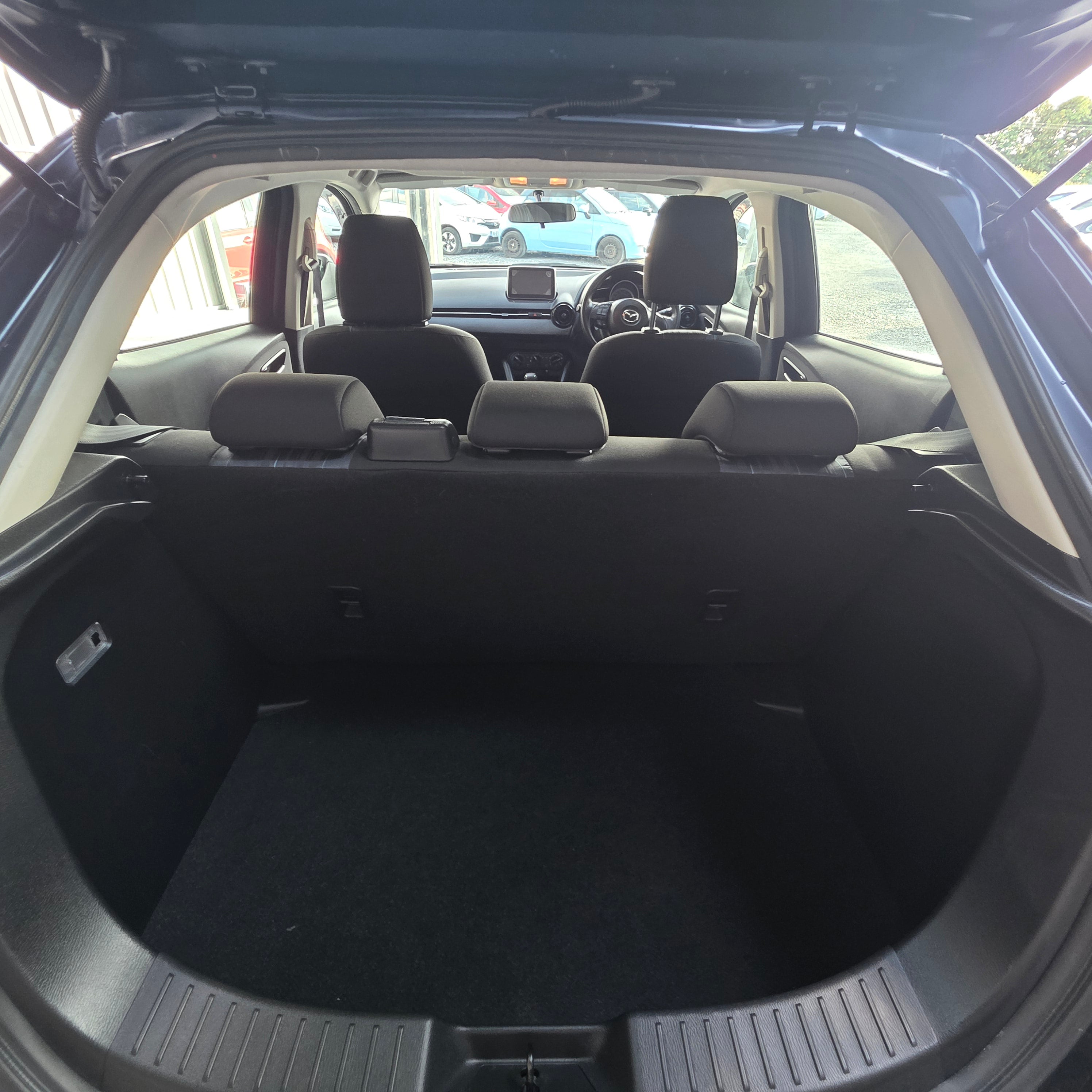 Mazda Demio Automatic 2016
