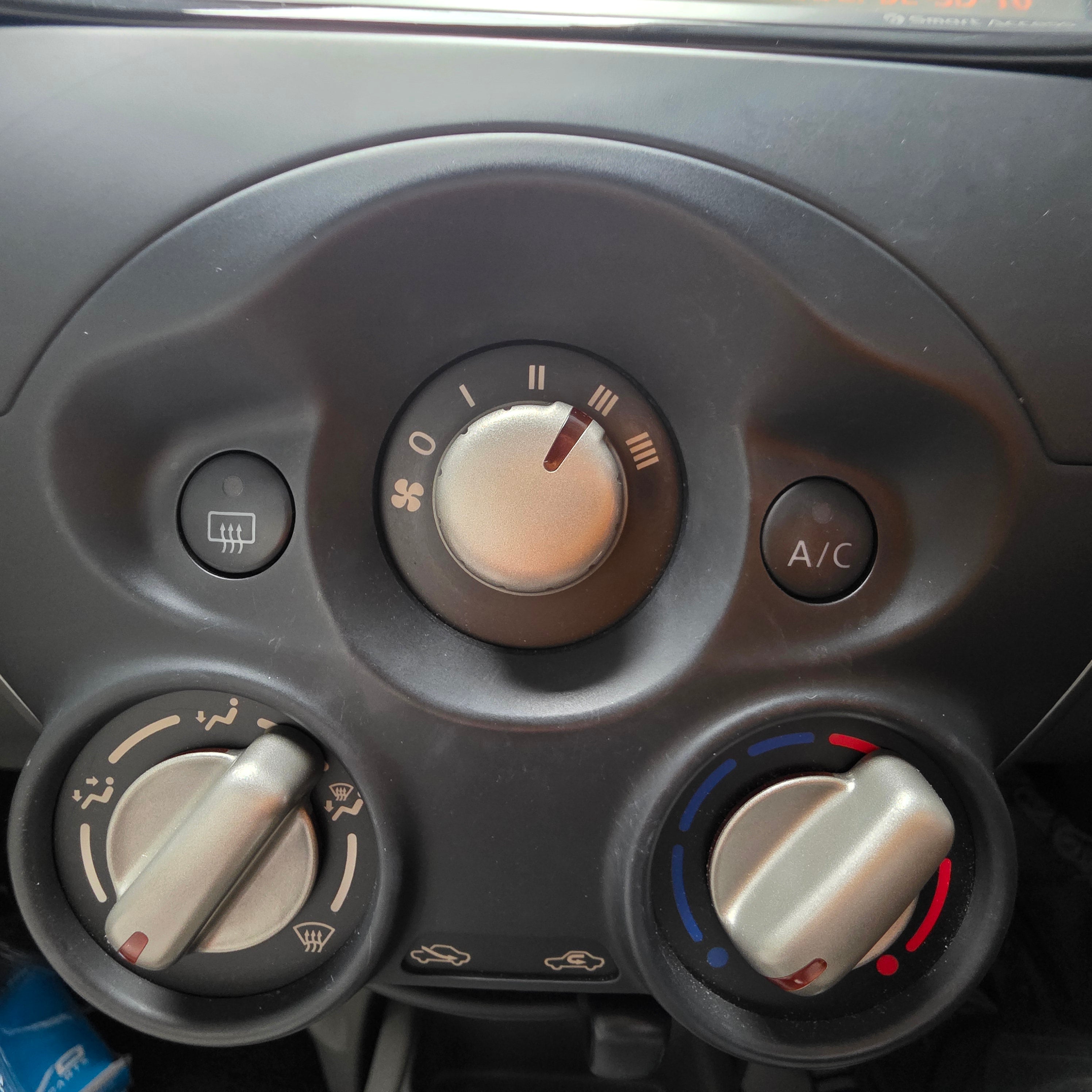 Nissan March Automatic 2014