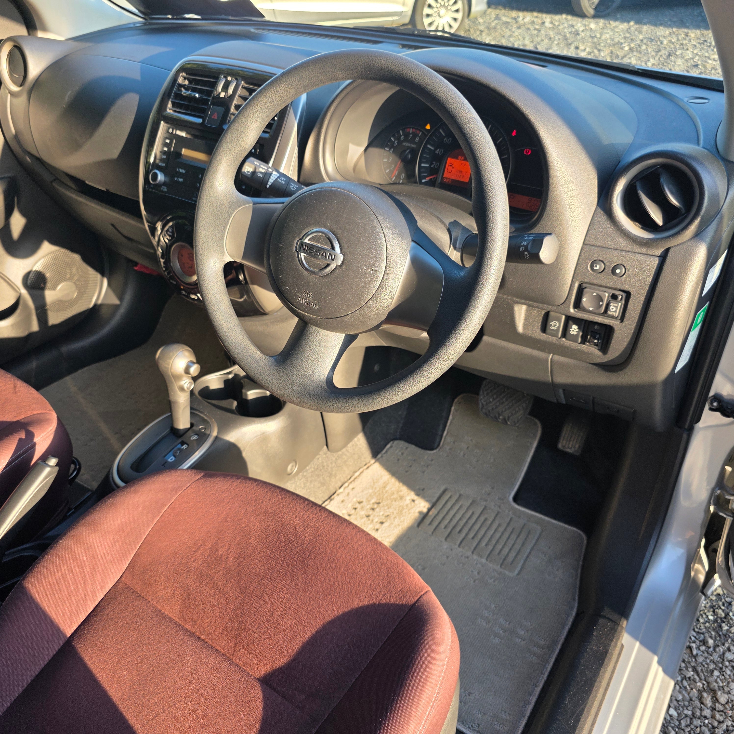 Nissan March Automatic
