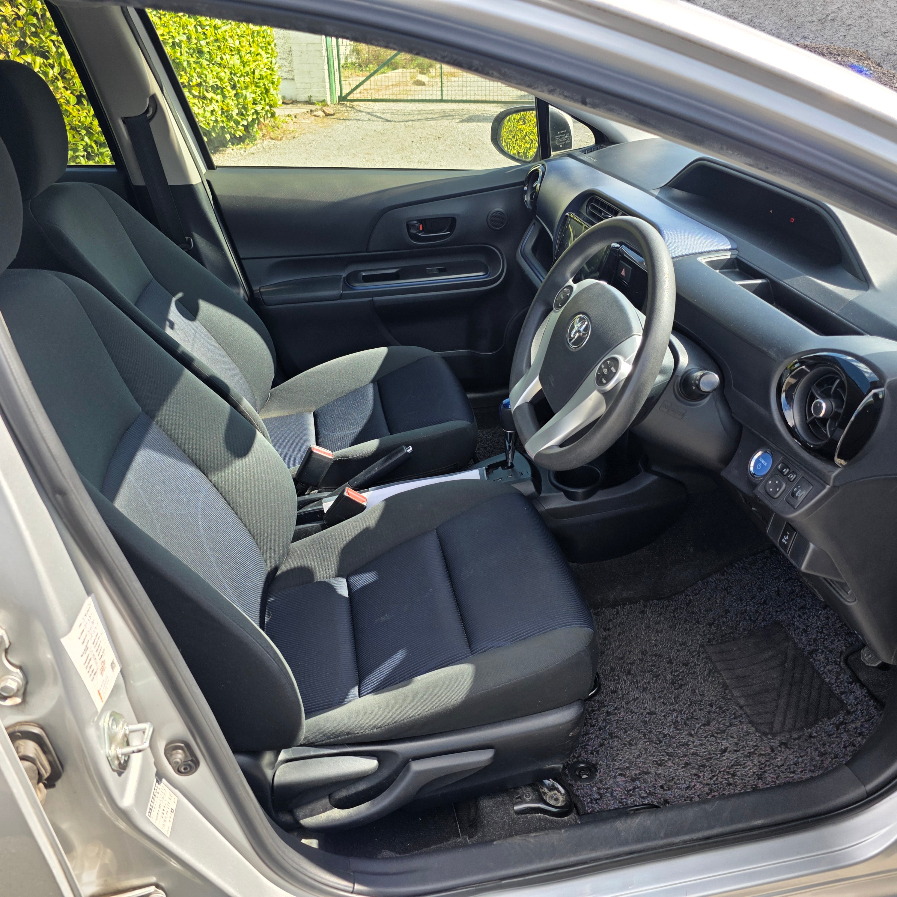 Toyota Aqua Hybrid Automatic