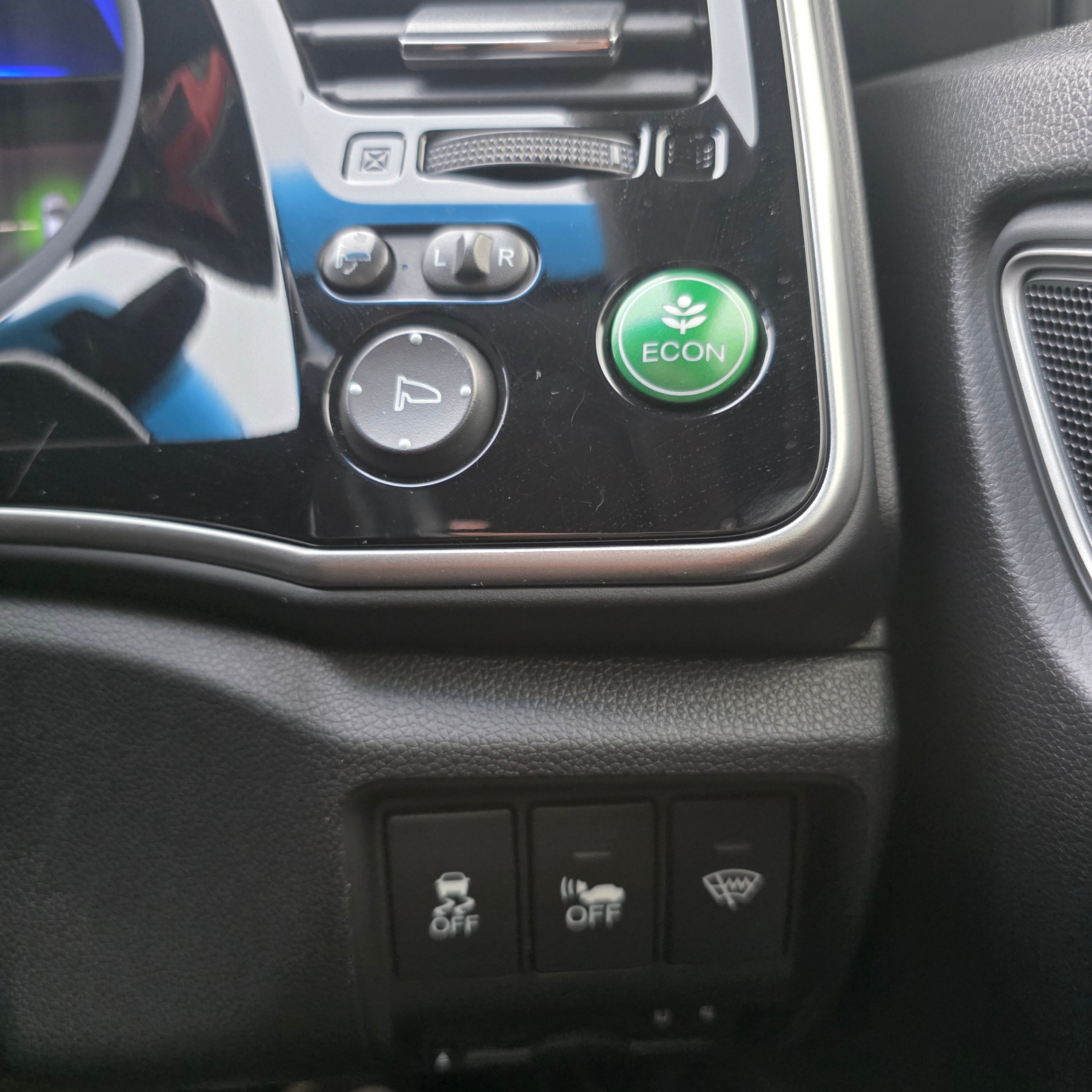 Honda Grace Hybrid Automatic 2016