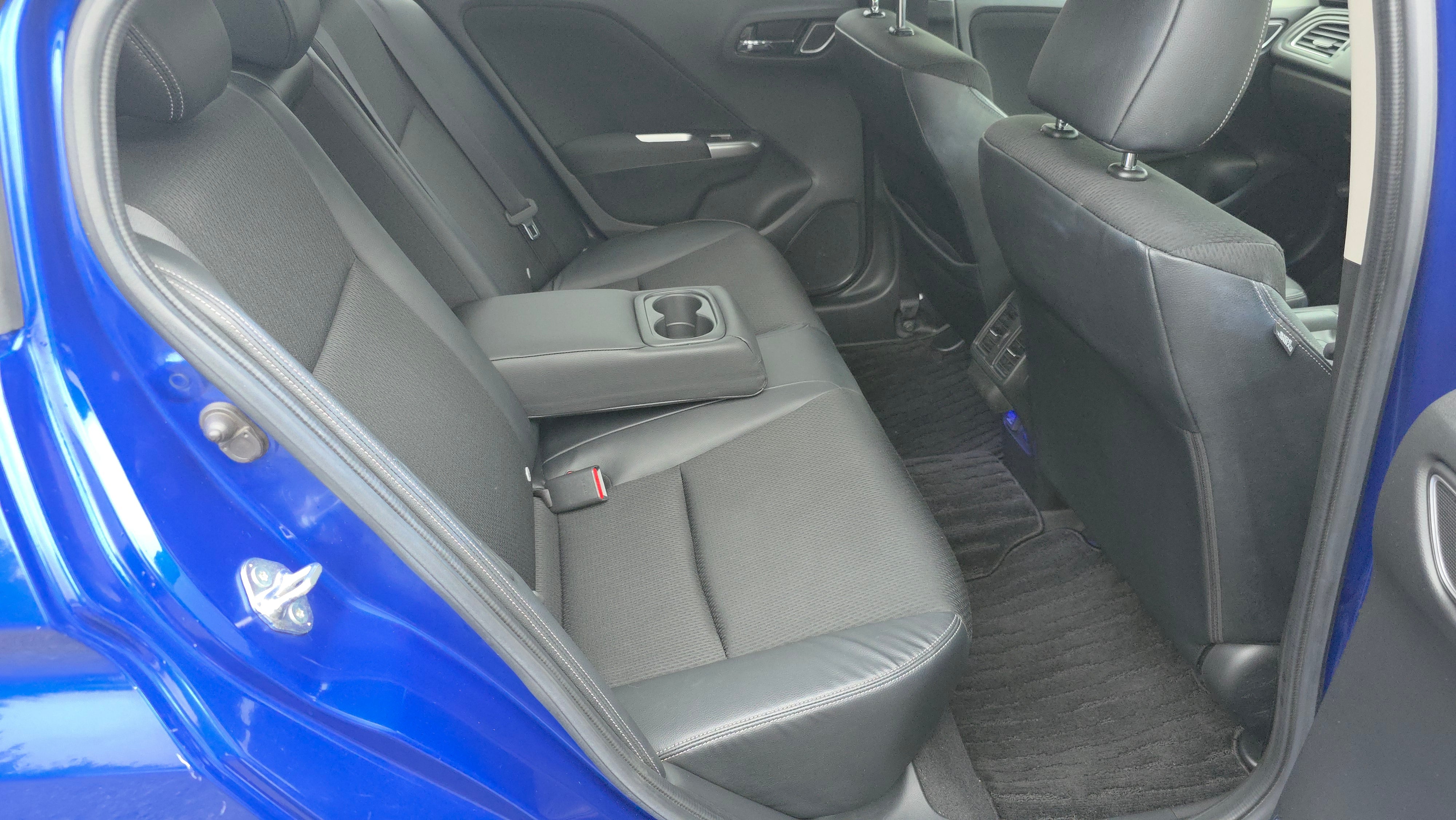 Honda Grace 2018 Automatic Hybrid