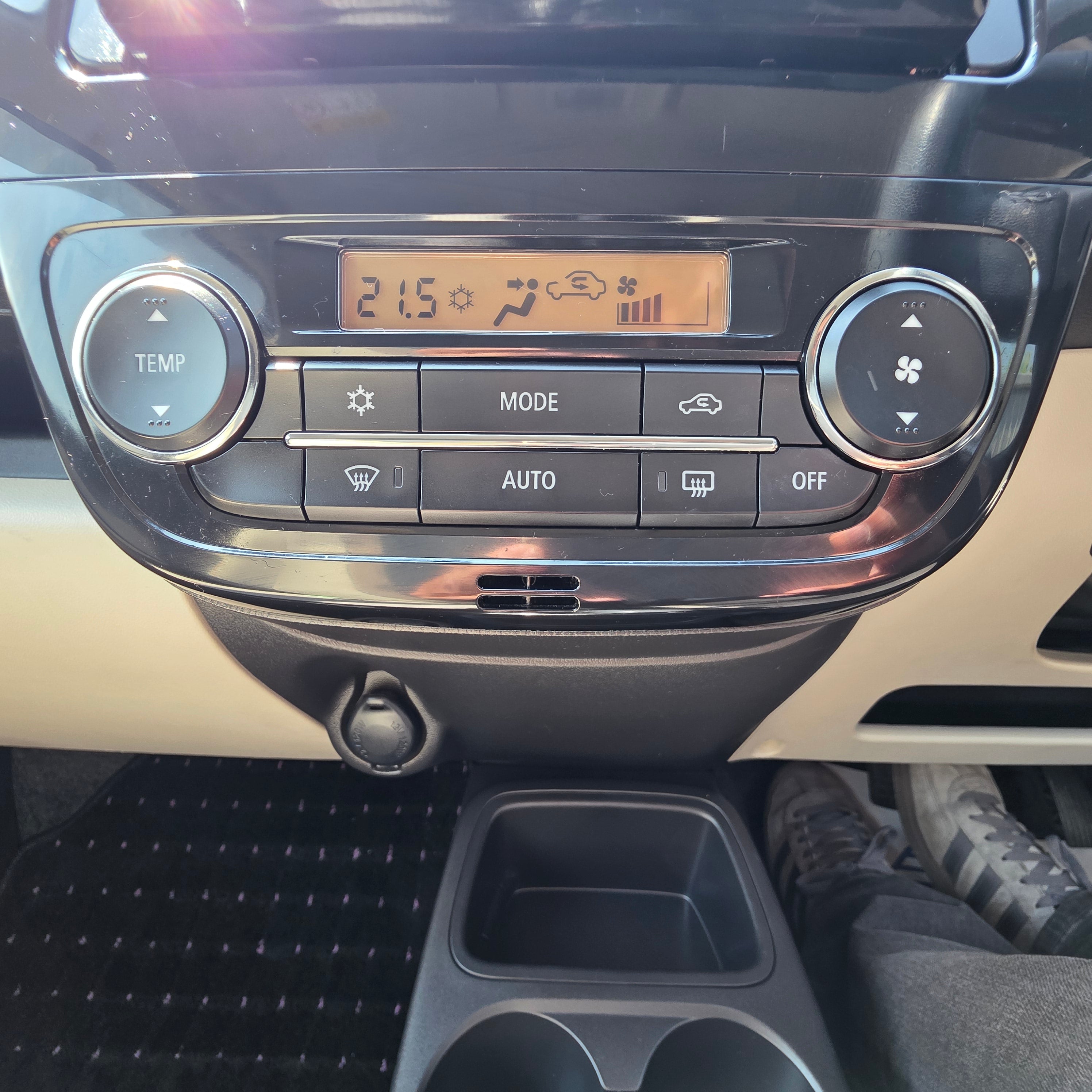 Mitsubishi Mirage Automatic 2015