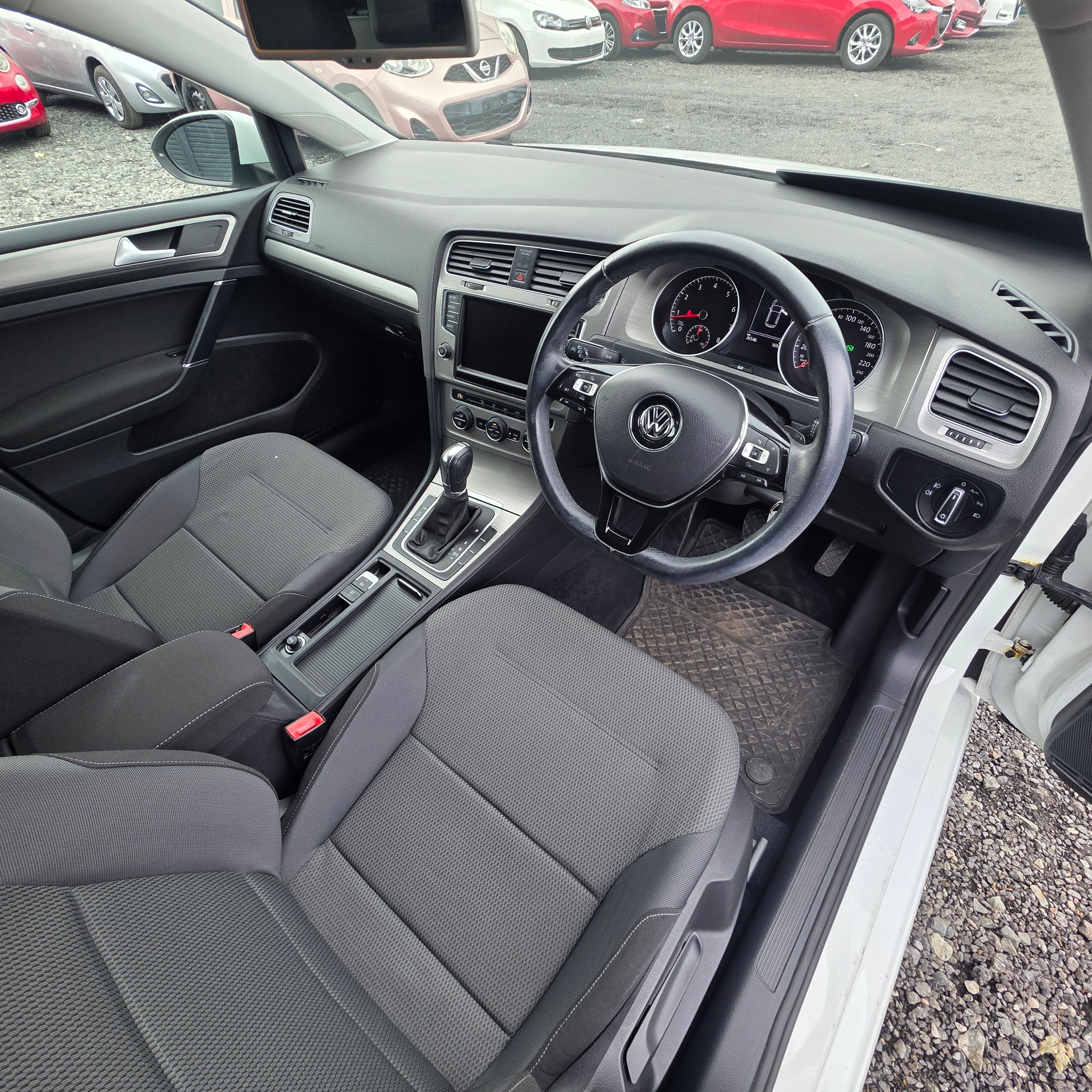 Volkswagen Golf Automatic 2014 Low Miles