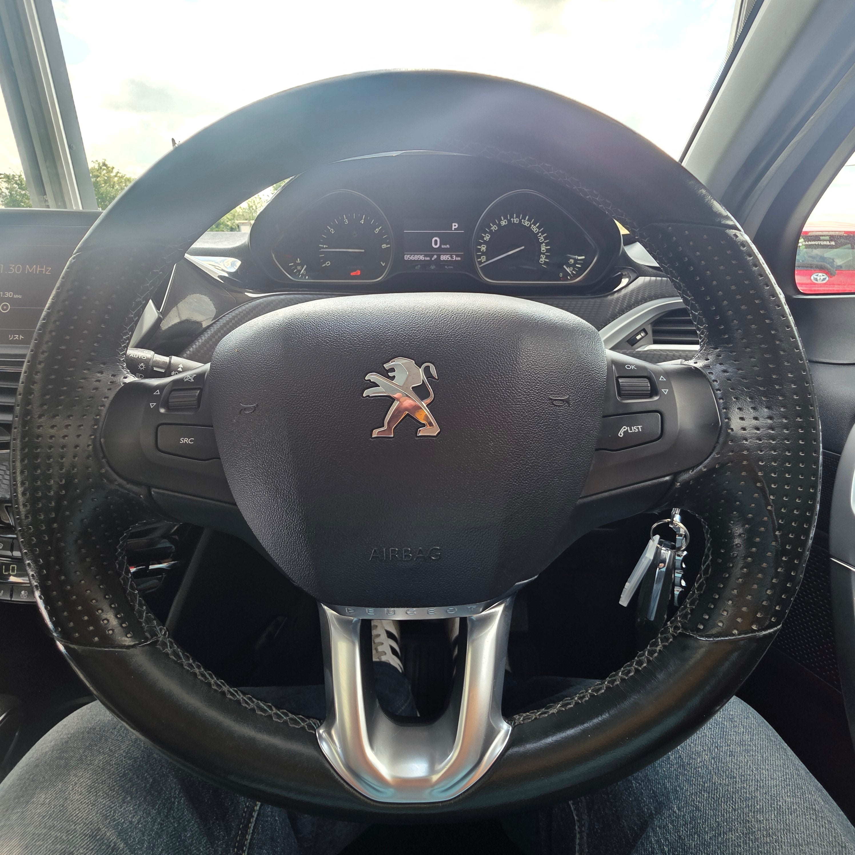 Peugeot 2008 Automatic 2017 Top Spec Panoramic Sunroof