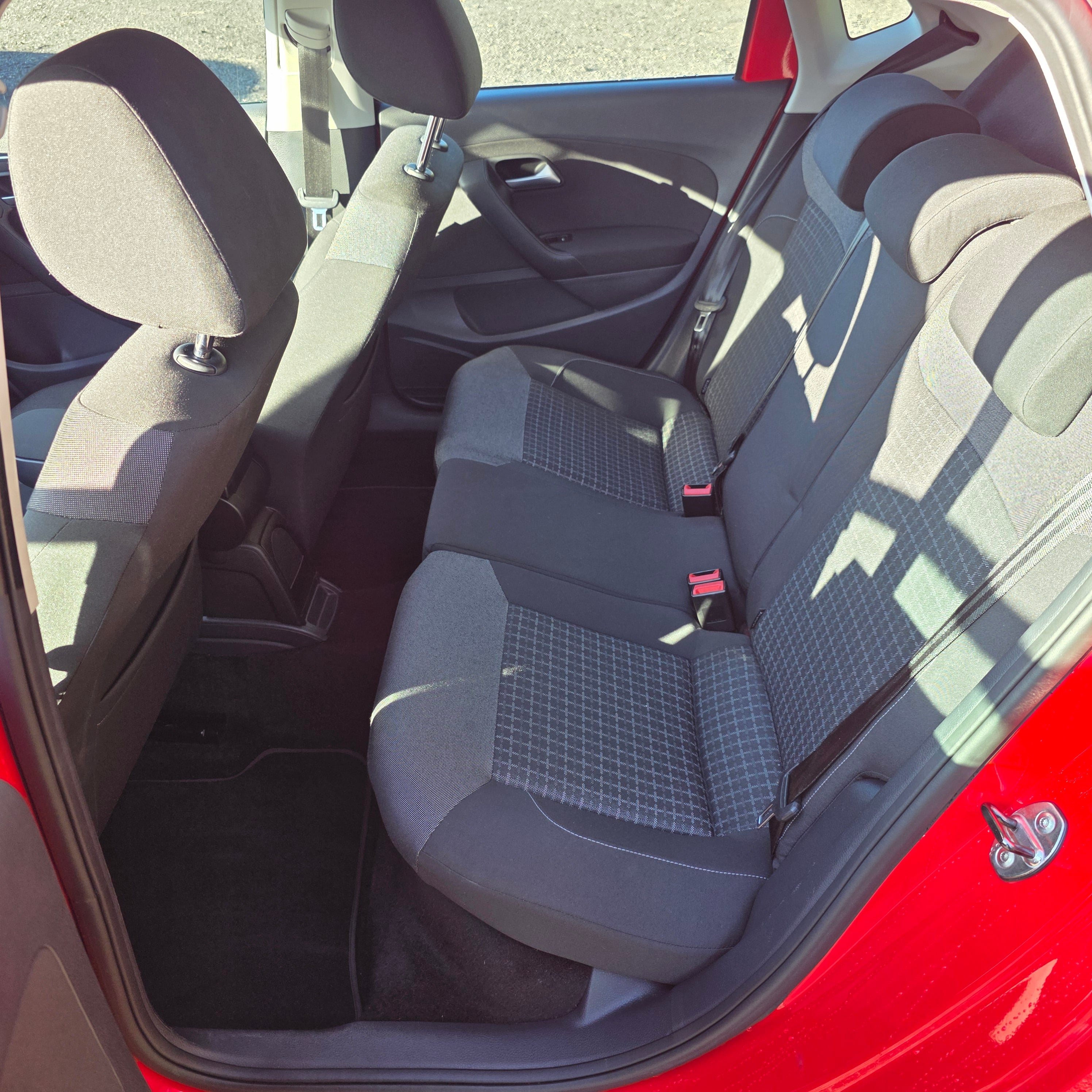 Volkswagen Polo Automatic 2015