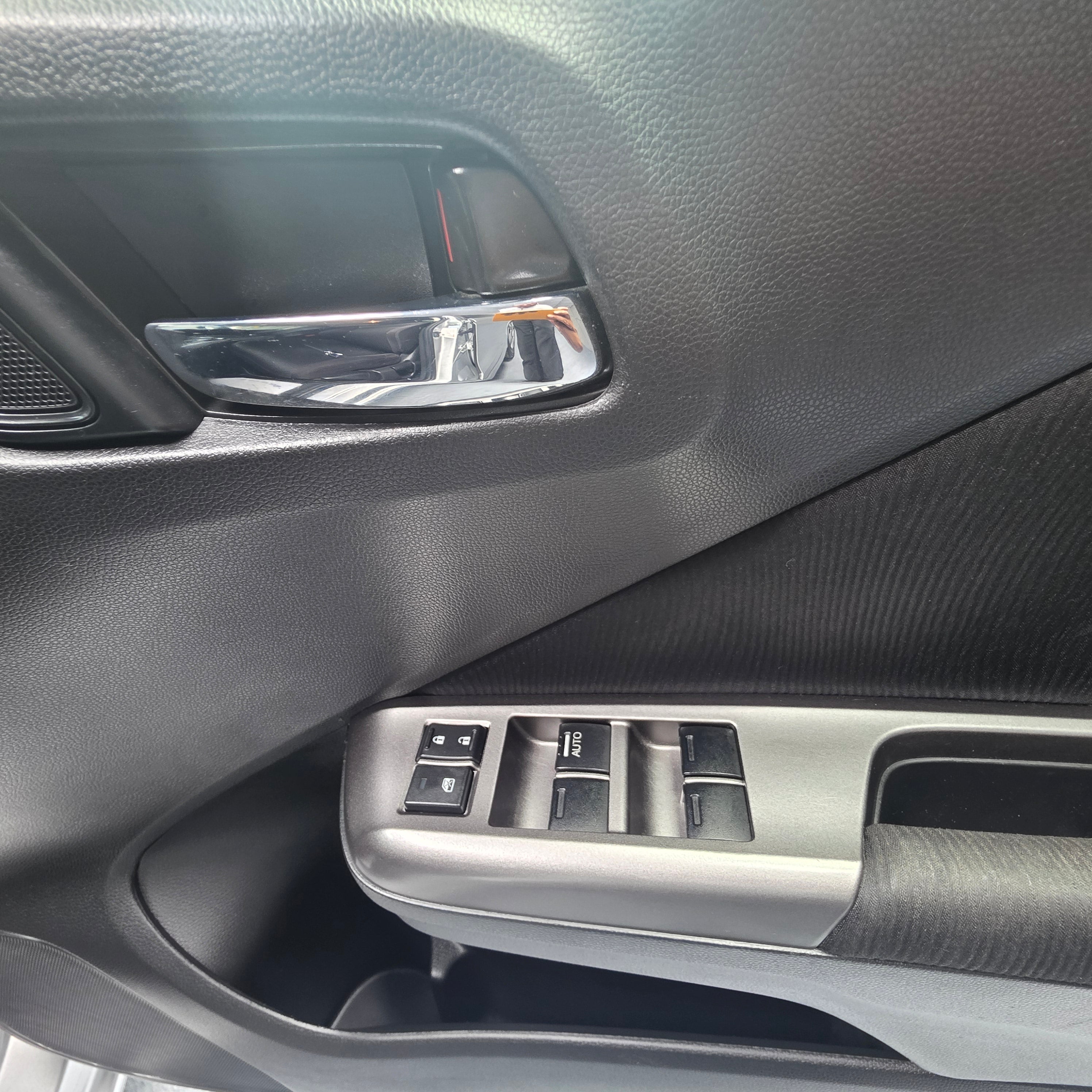 Honda Grace 2015 Automatic