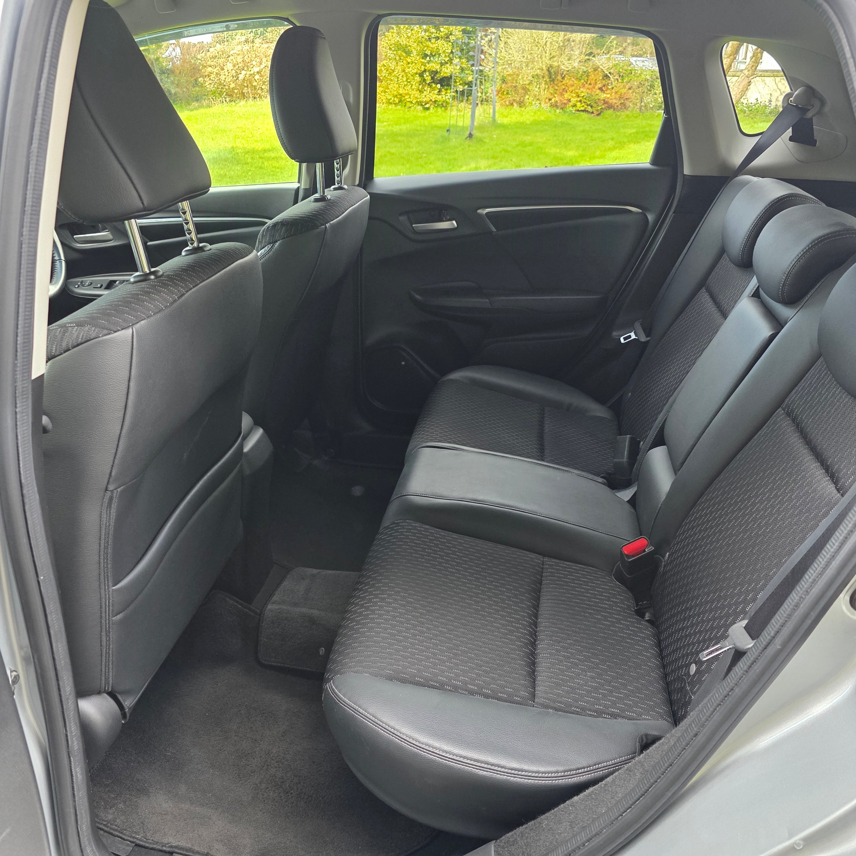 Honda Fit Hybrid Automatic 2015