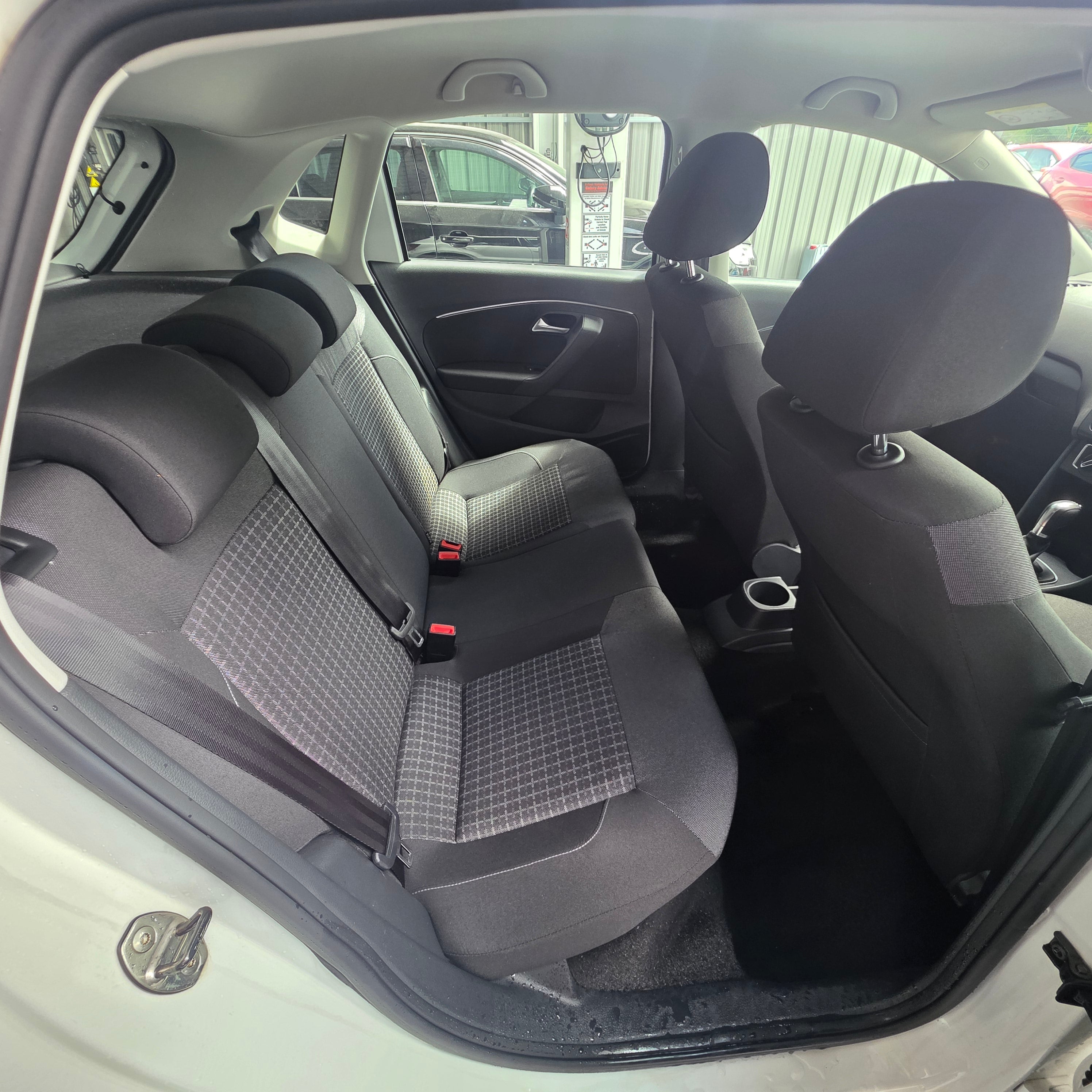 Volkswagen Polo Automatic 2014