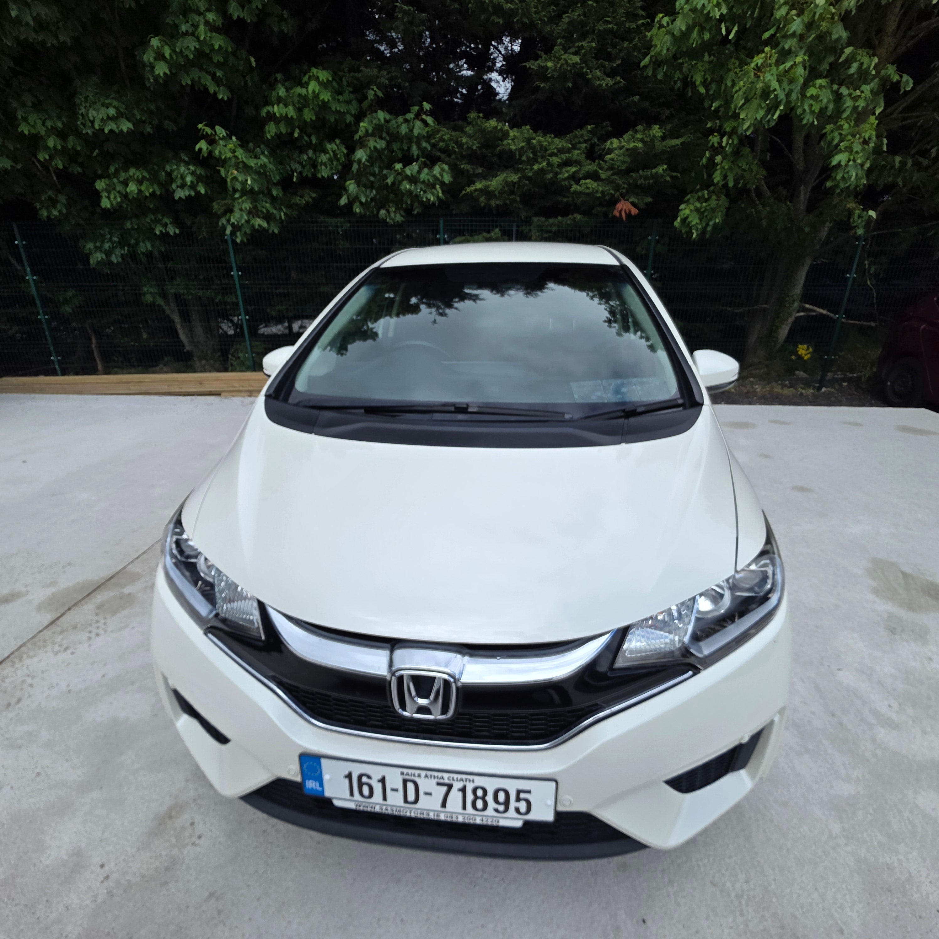 Honda Fit Hybrid Automatic 2016 Low Miles
