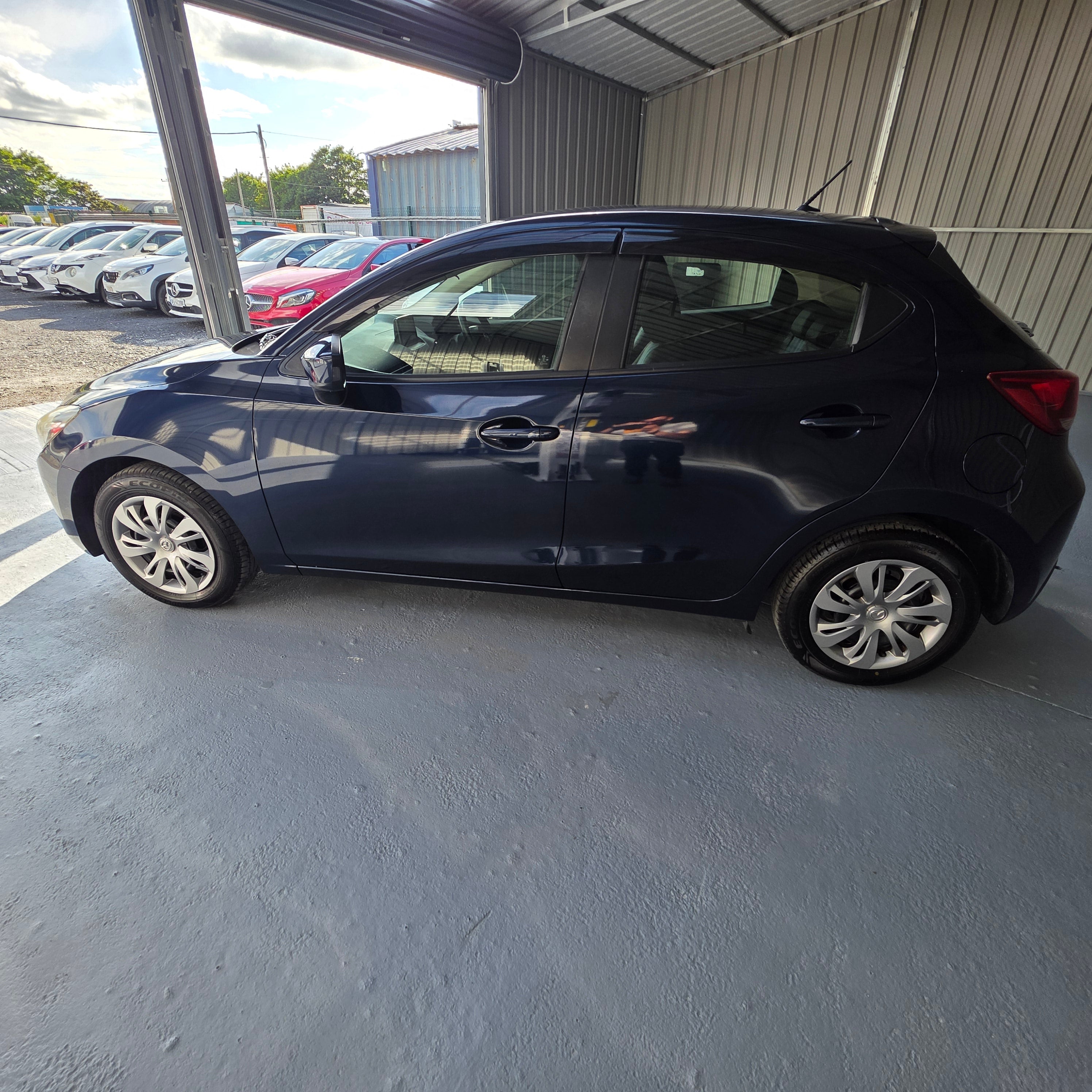 Mazda Demio Automatic 2016