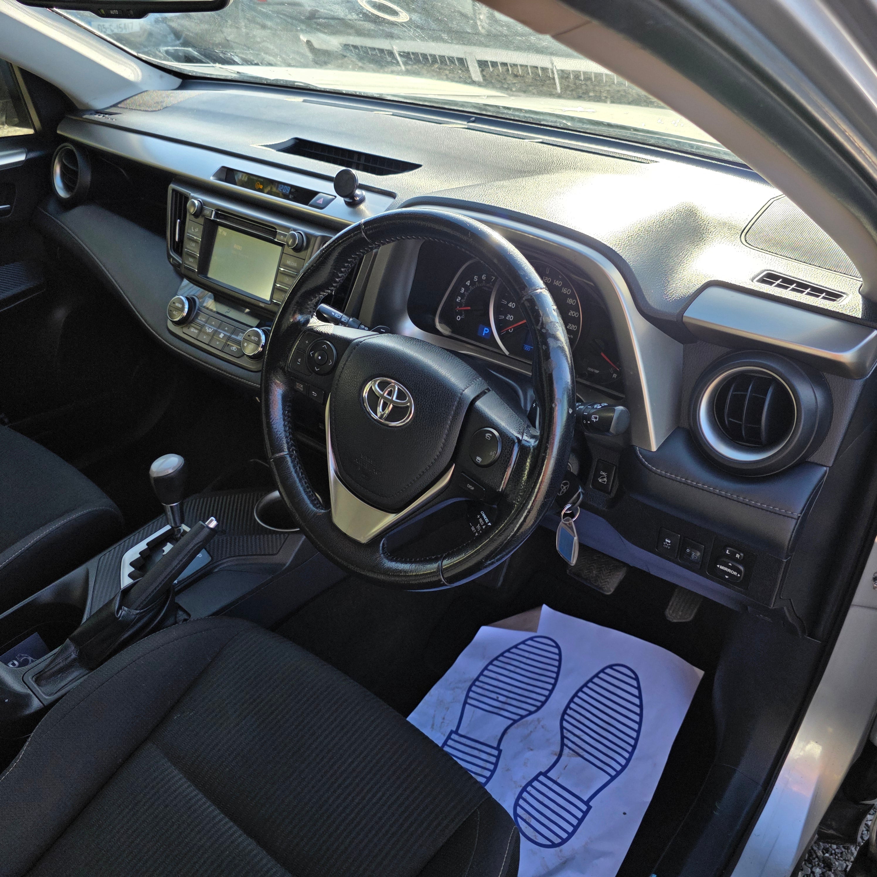 Toyota Rav-4 Automatic 2015