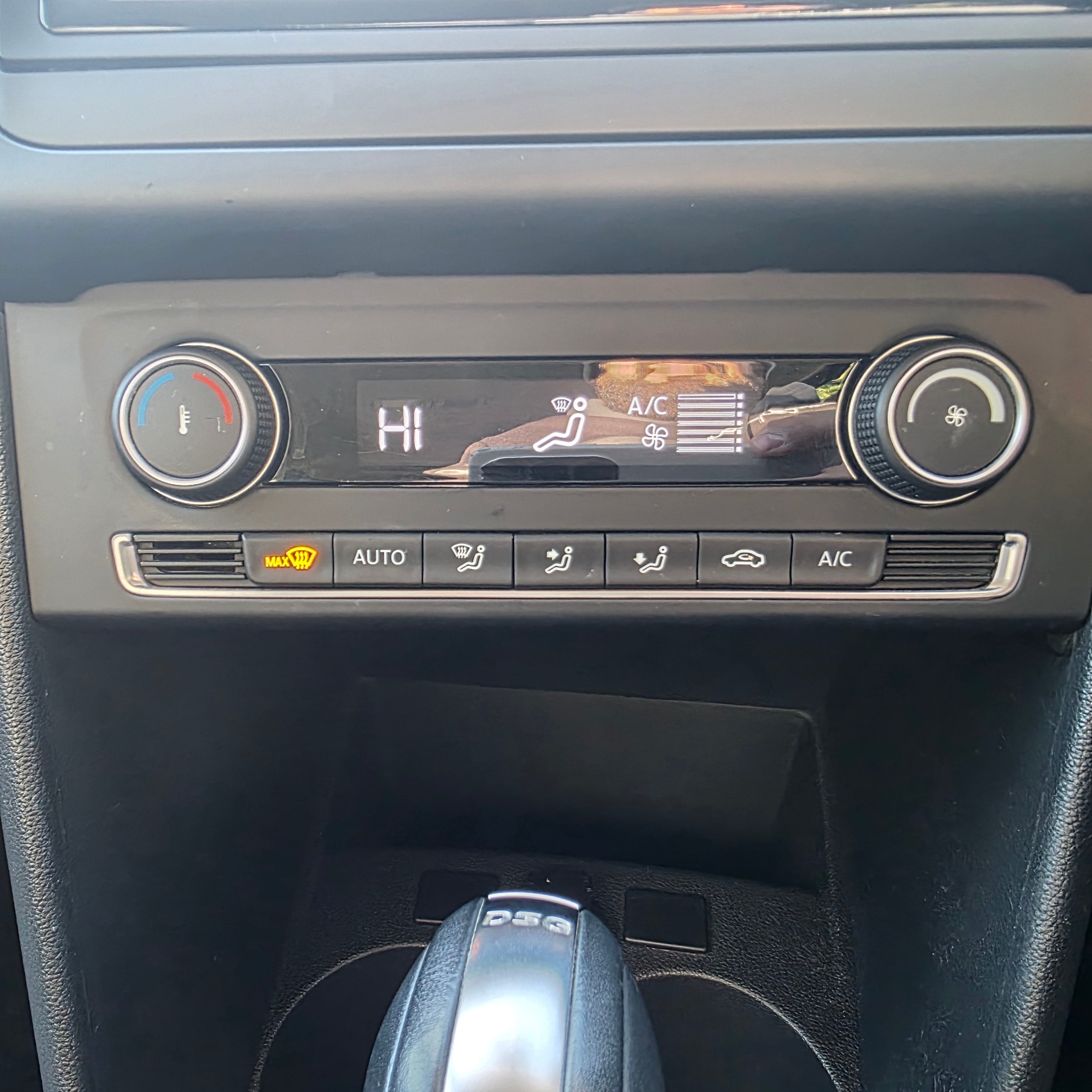 Volkswagen Polo Automatic 2015