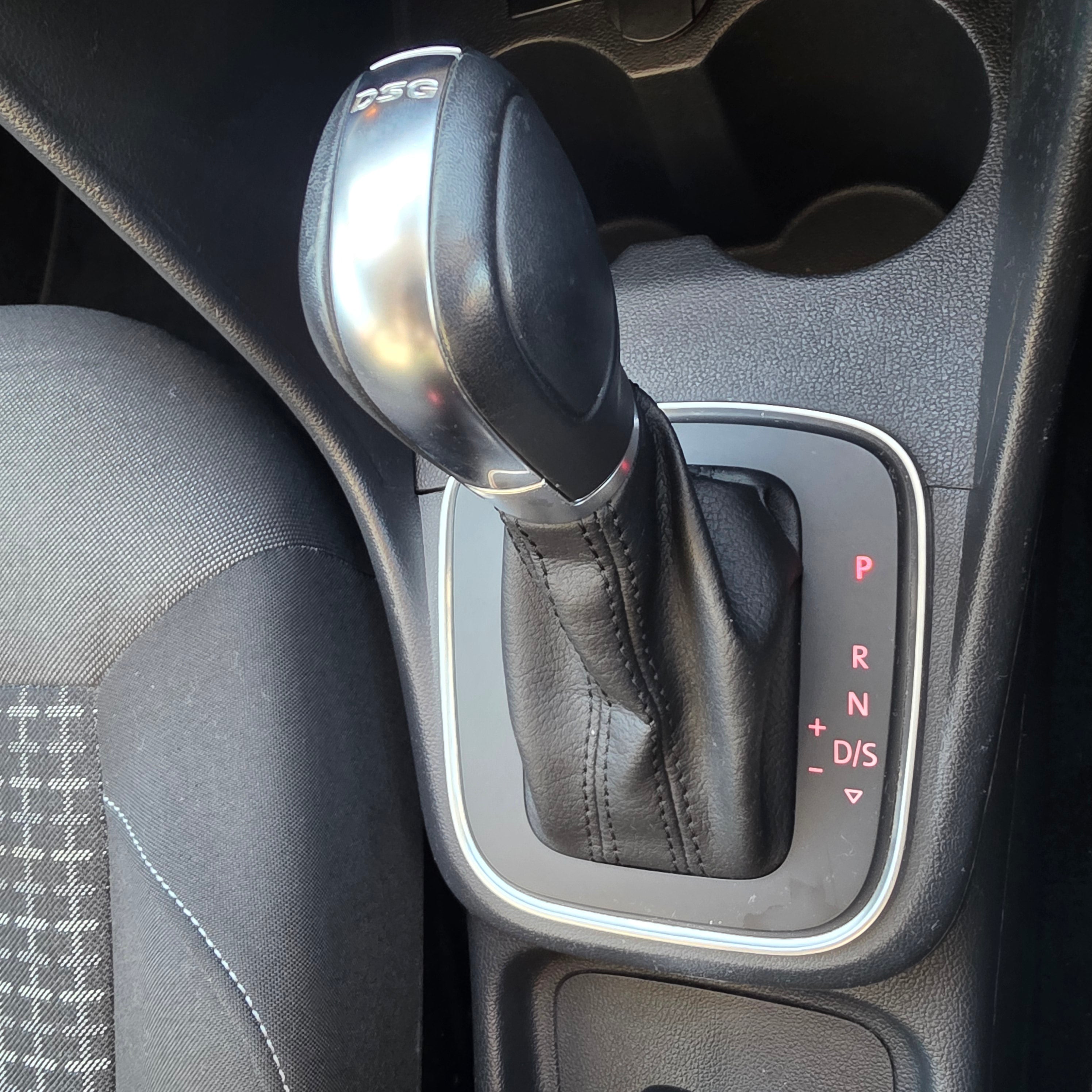 Volkswagen Polo Automatic 2015