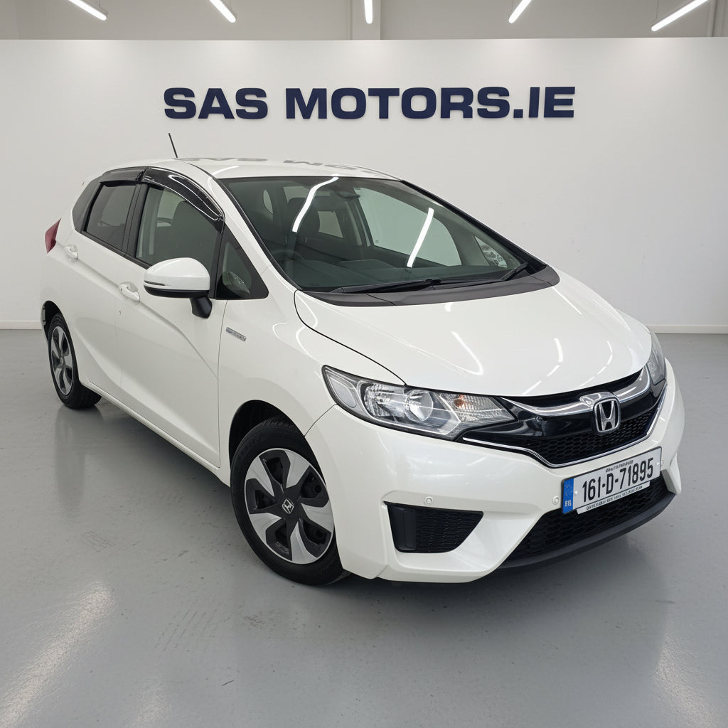 Honda Fit Hybrid Automatic 2016 Low Miles