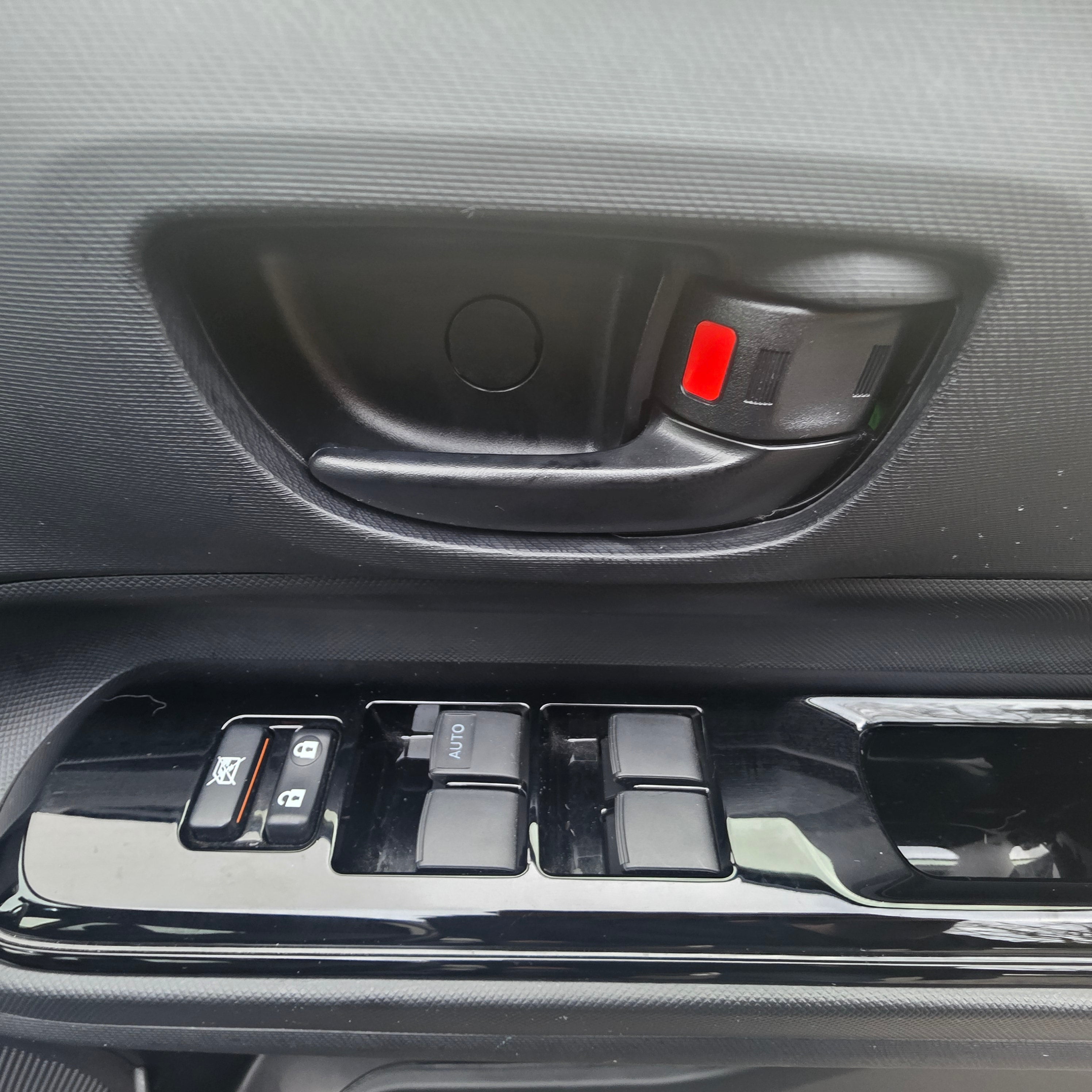 Toyota Aqua 2016 Automatic Low Miles