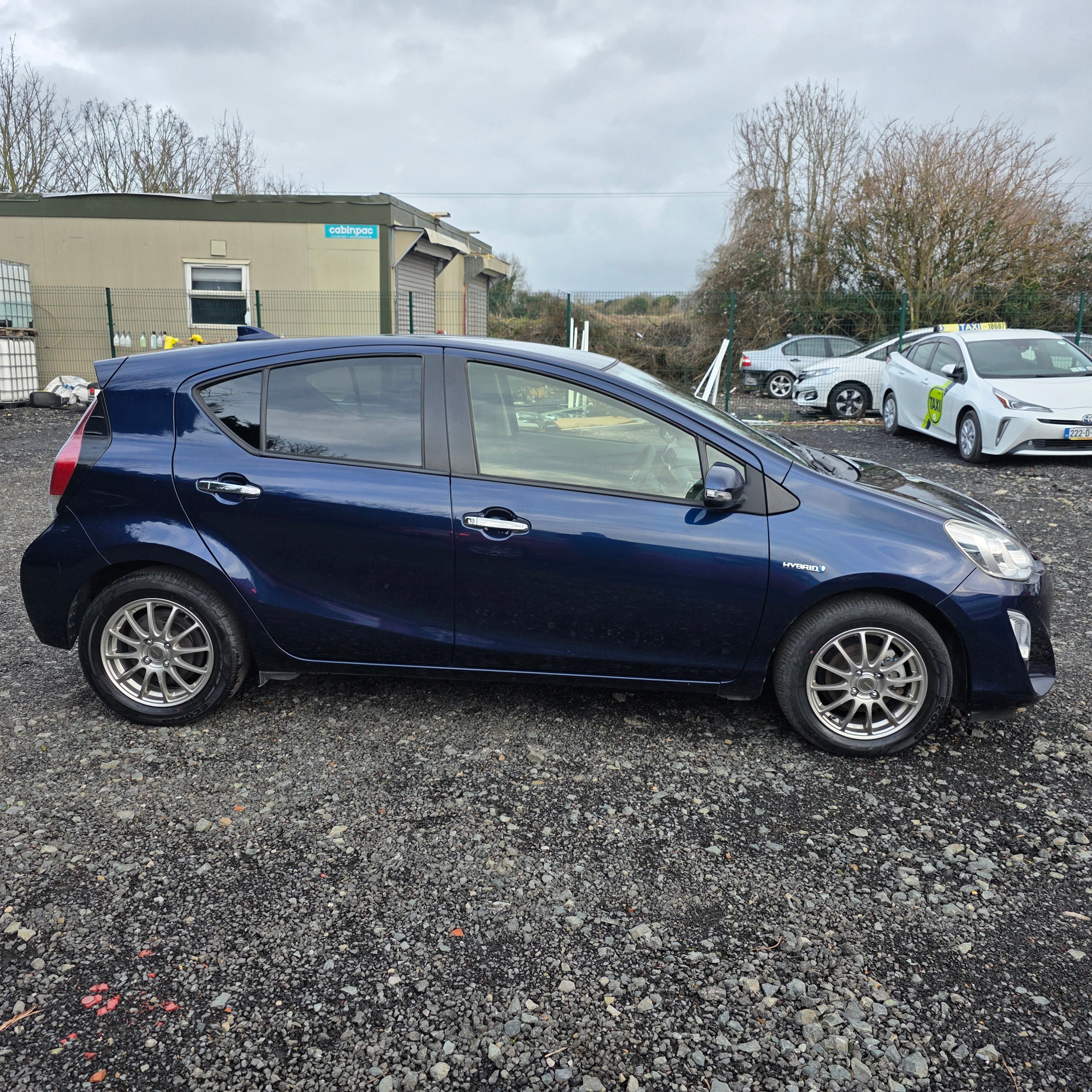 Toyota Aqua 2016 Automatic Low Miles