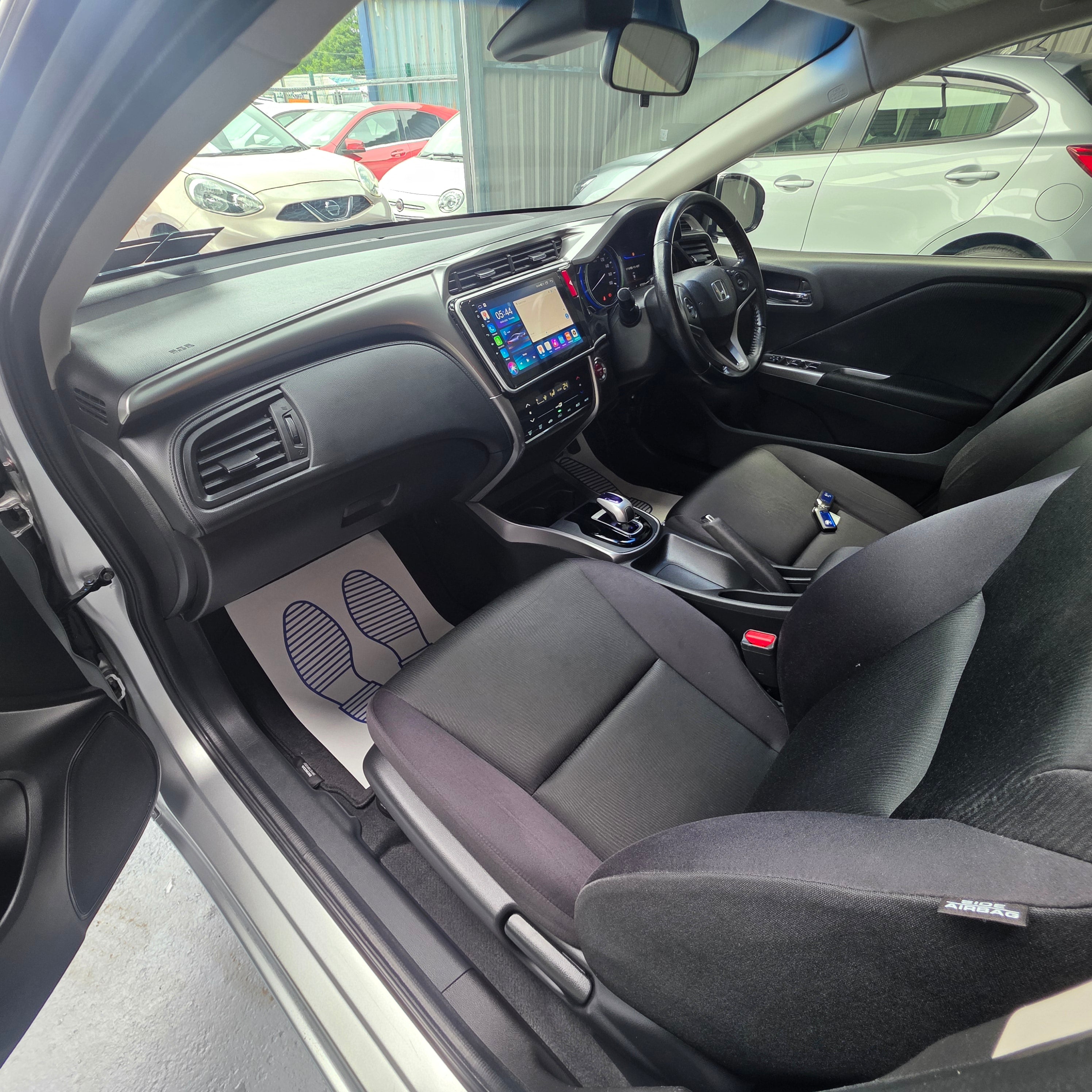 Honda Grace 2015 Automatic