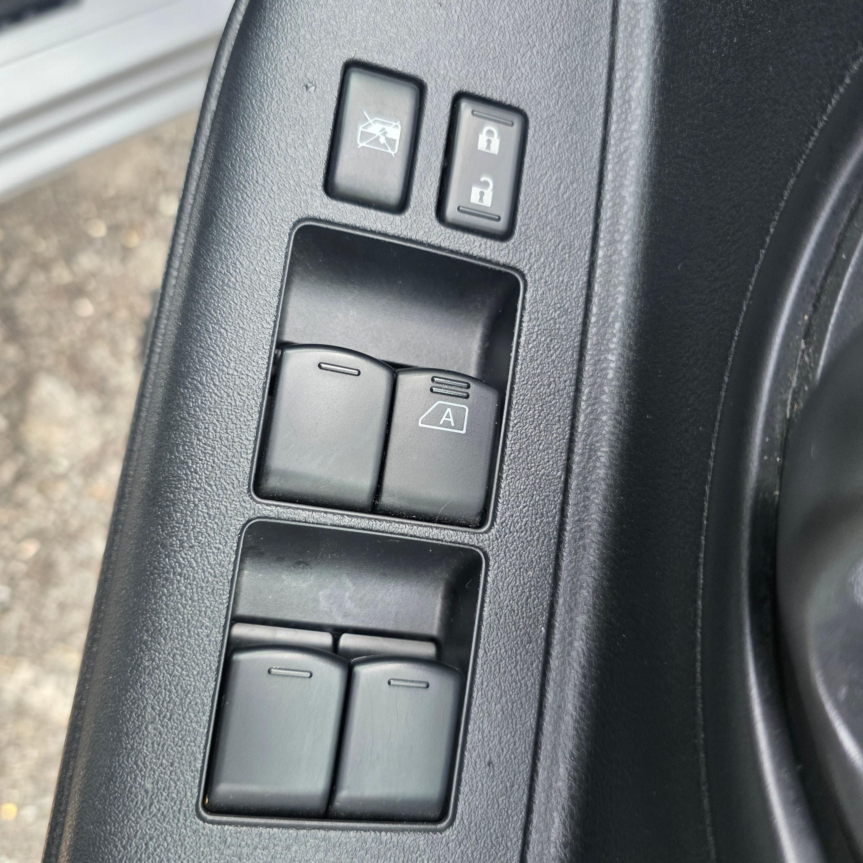 Nissan March Automatic 2015