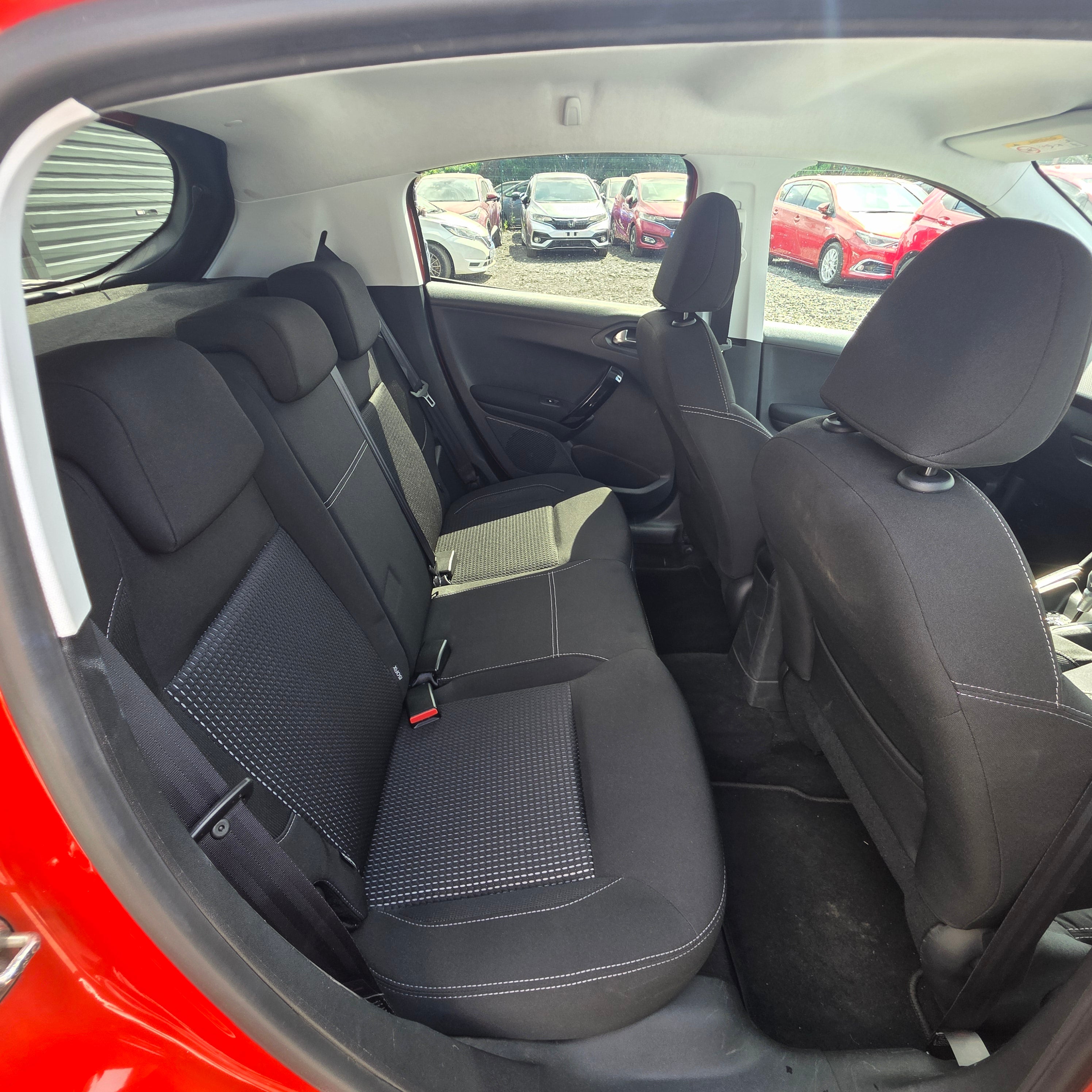 Peugeot 208 Automatic 2017 Low Miles