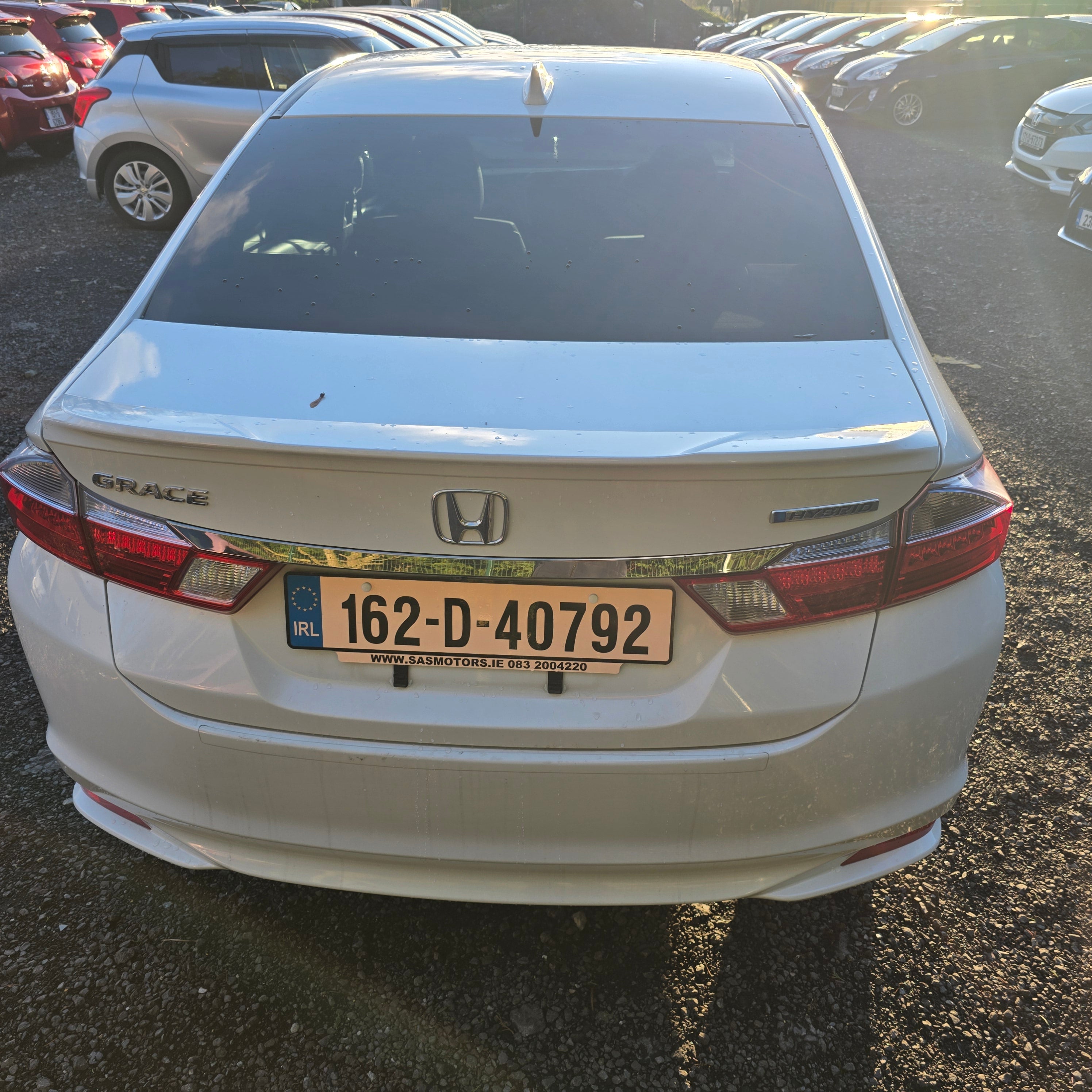 Honda Grace 2016 Automatic Hybrid