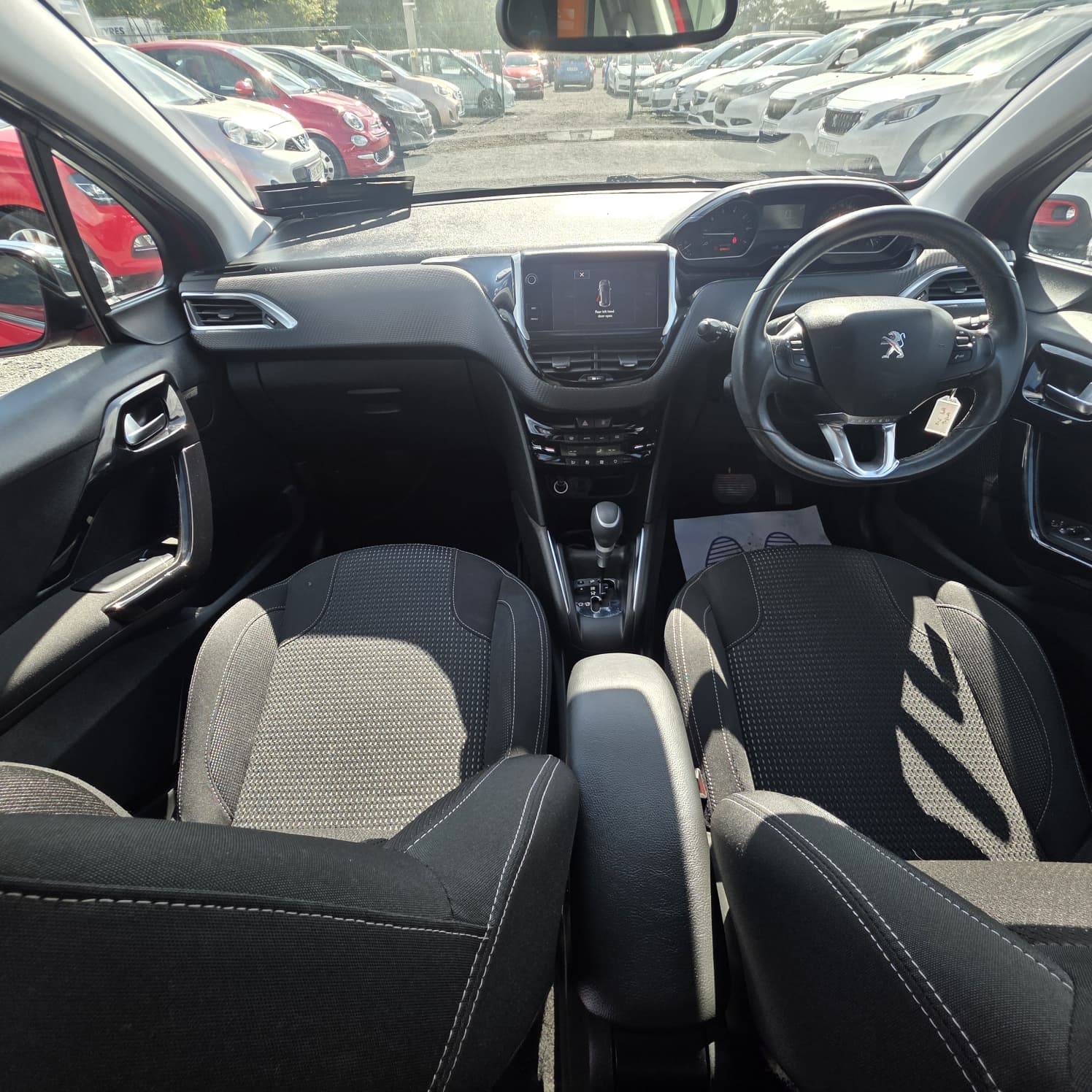 Peugeot 208 Automatic 2017