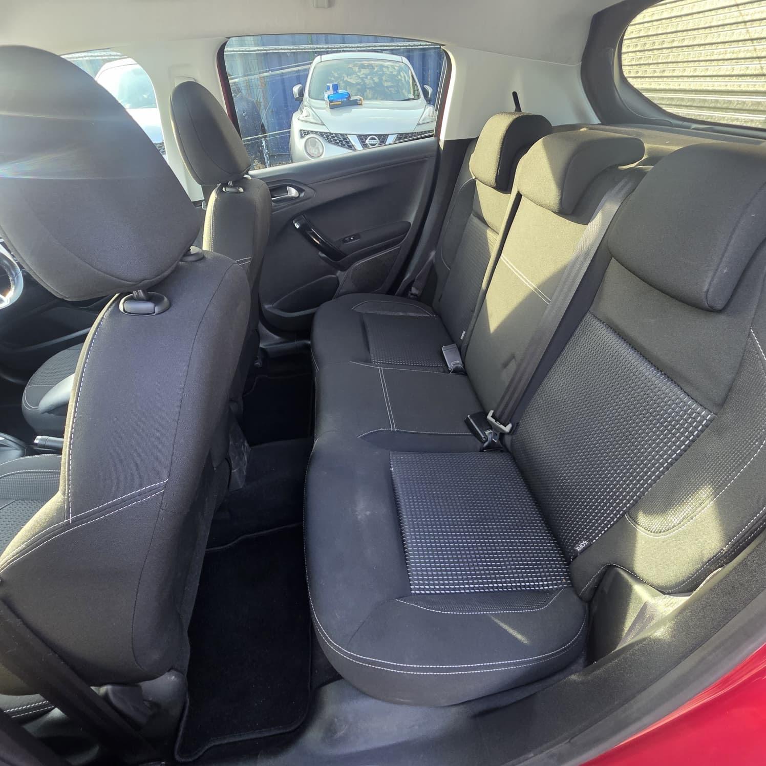Peugeot 208 Automatic 2018 Low Miles