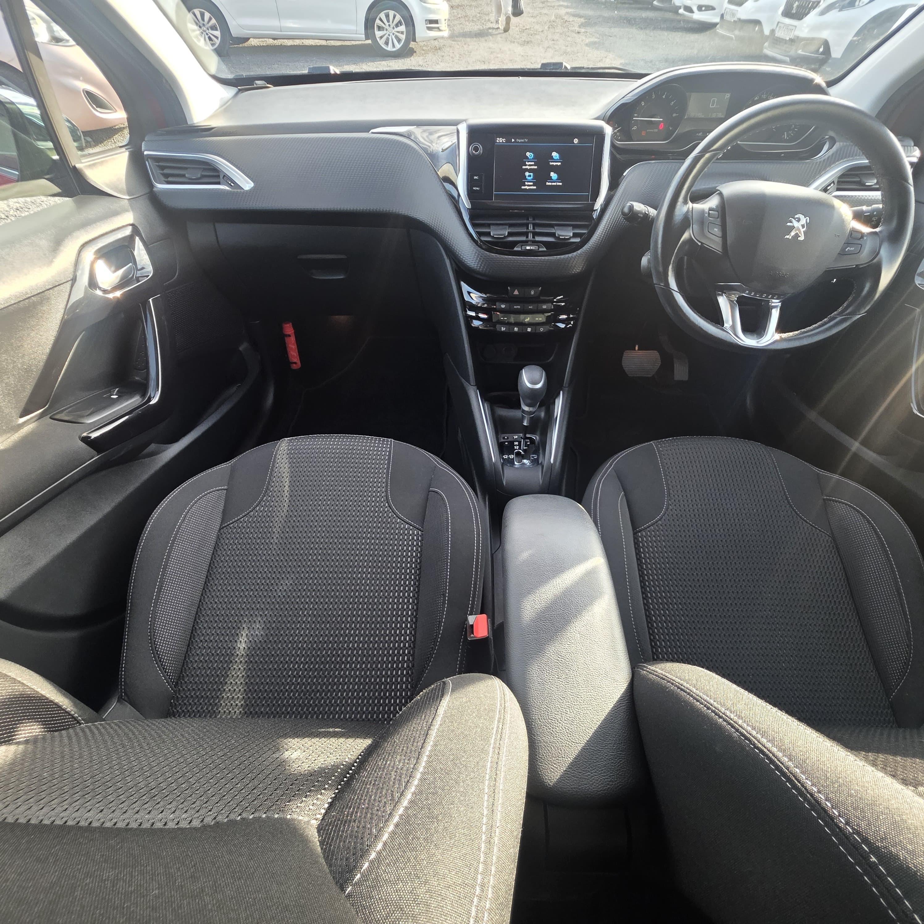 Peugeot 208 Automatic 2018 Low Miles