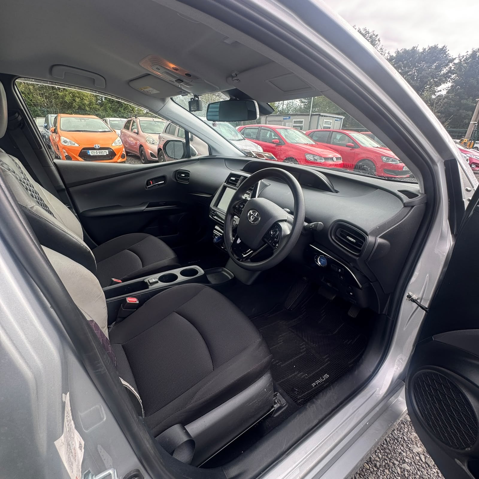 Toyota Prius 2022 Automatic
