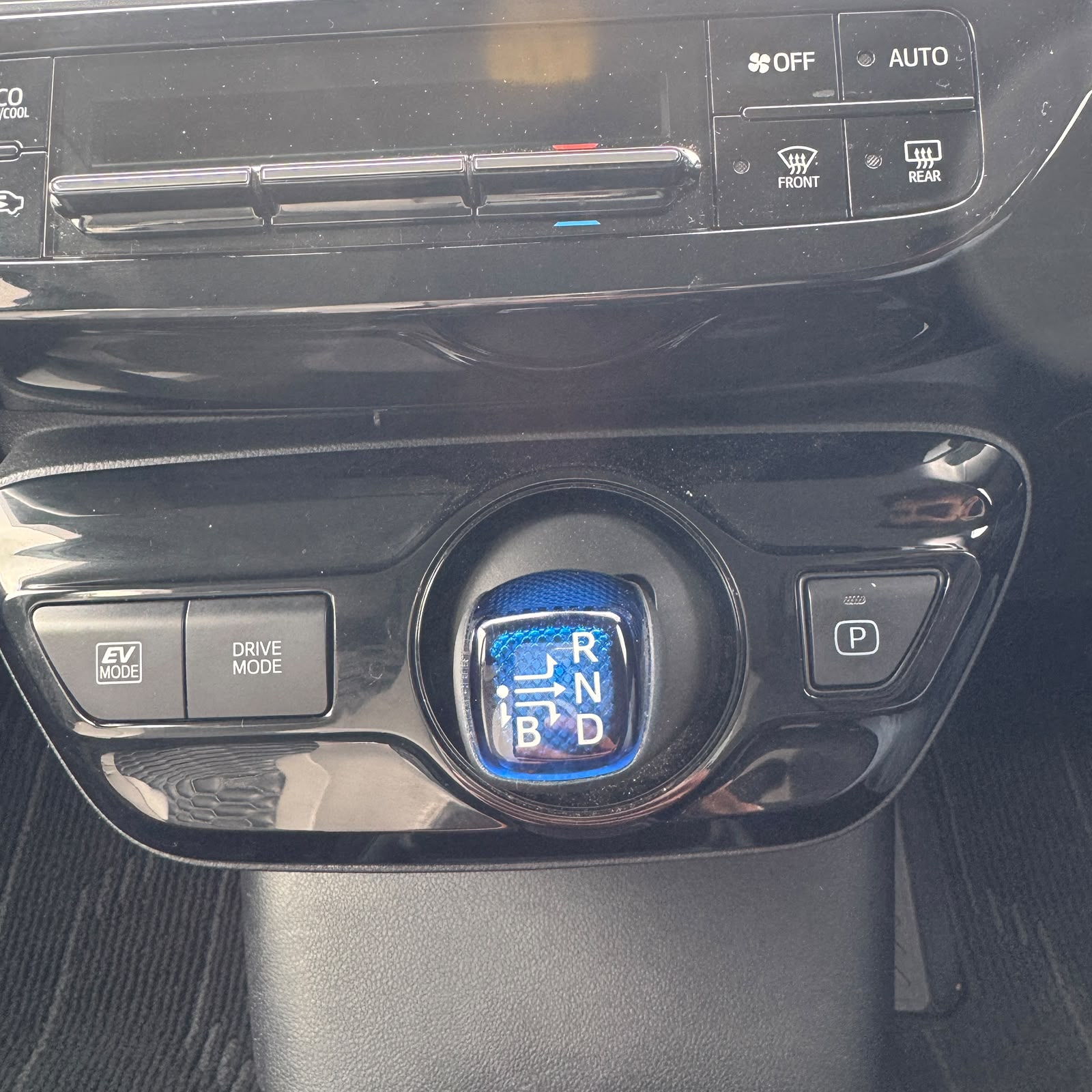 Toyota Prius 2022 Automatic