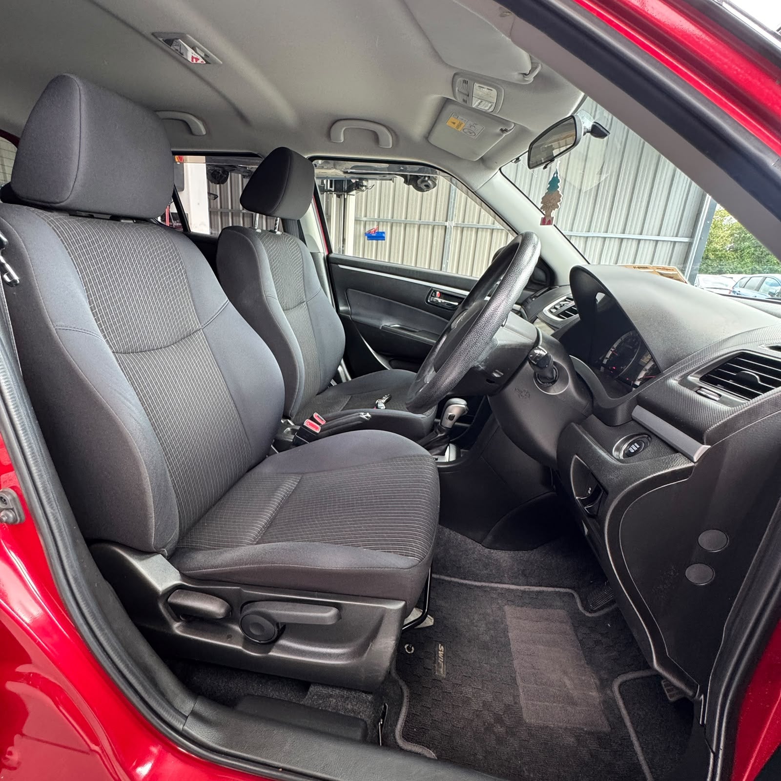 Suzuki Swift 2015 Automatic