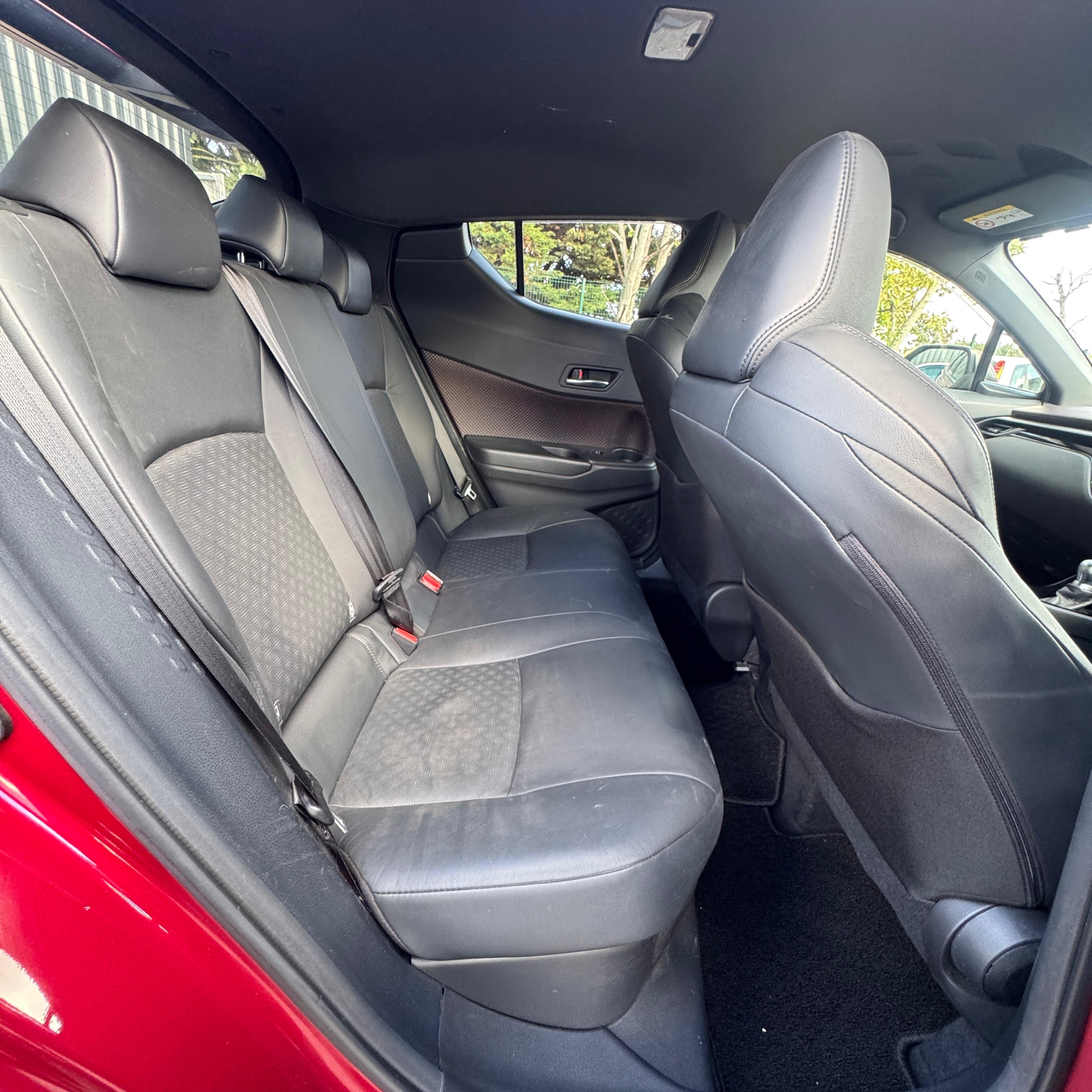 Toyota CH-R Automatic 2017